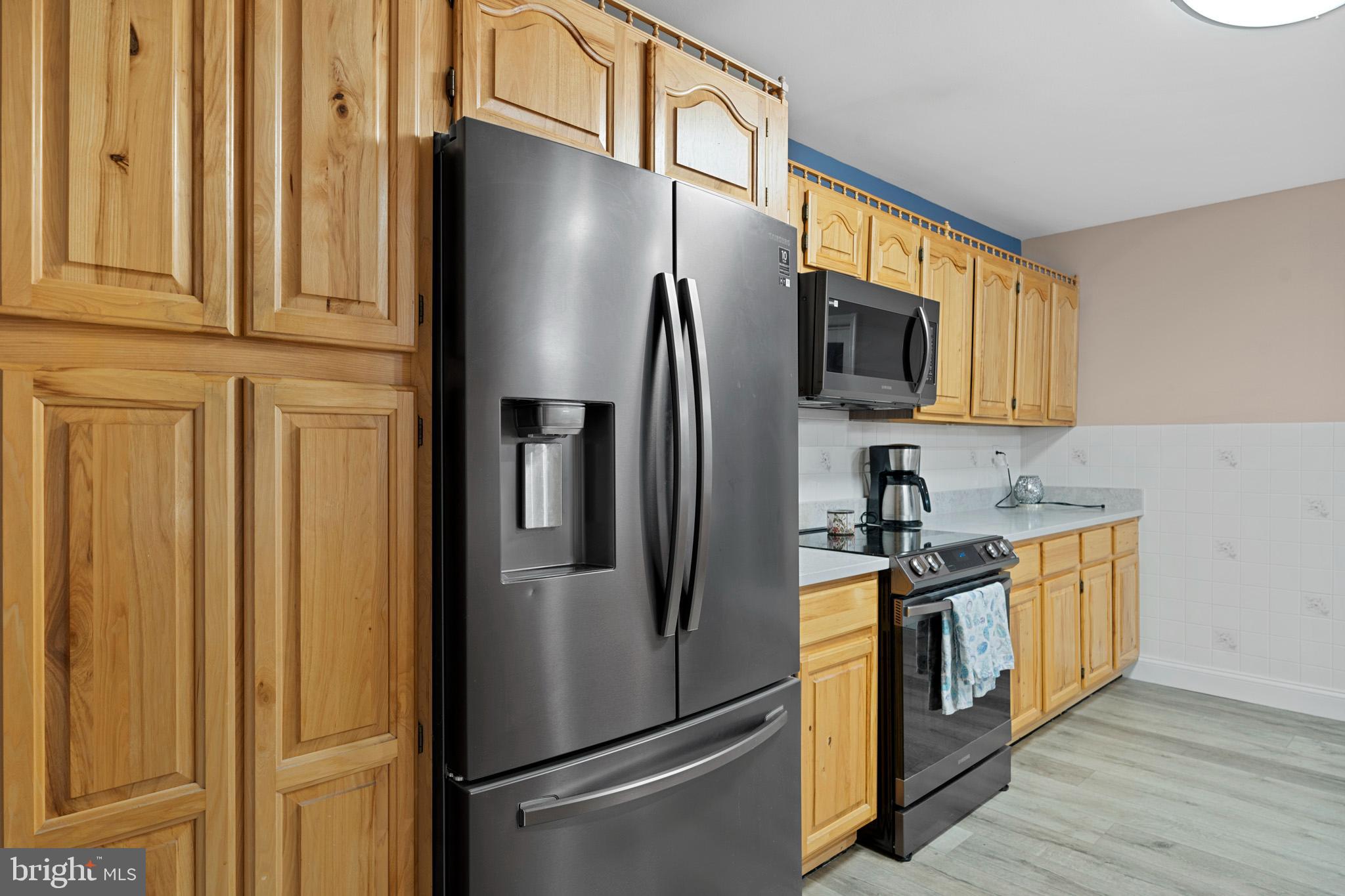 ROUSBY HALL WOODS - Residential