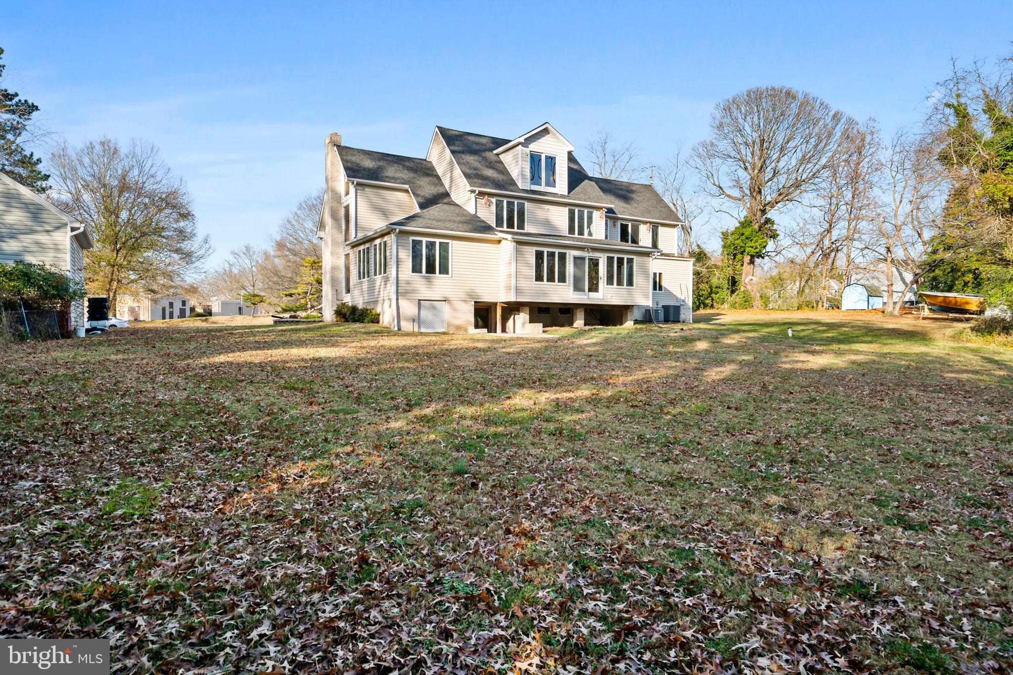 ROUSBY HALL WOODS - Residential