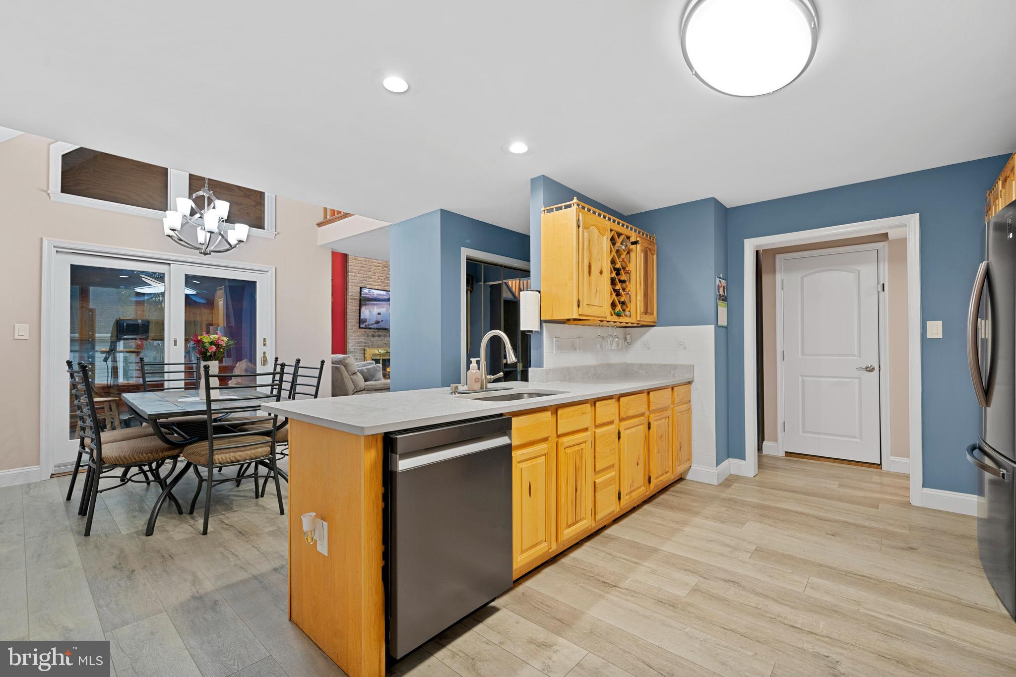 ROUSBY HALL WOODS - Residential