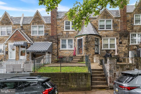Townhouse For Sale - 5242 D Street<br/> PHILADELPHIA, PA 19120