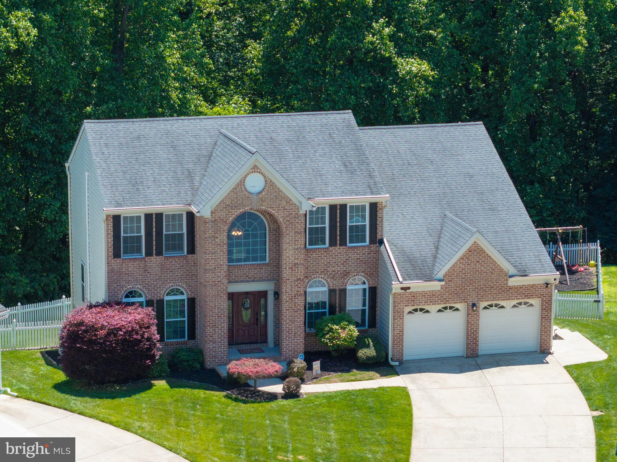 1211 HICKORY BROOK COURT
