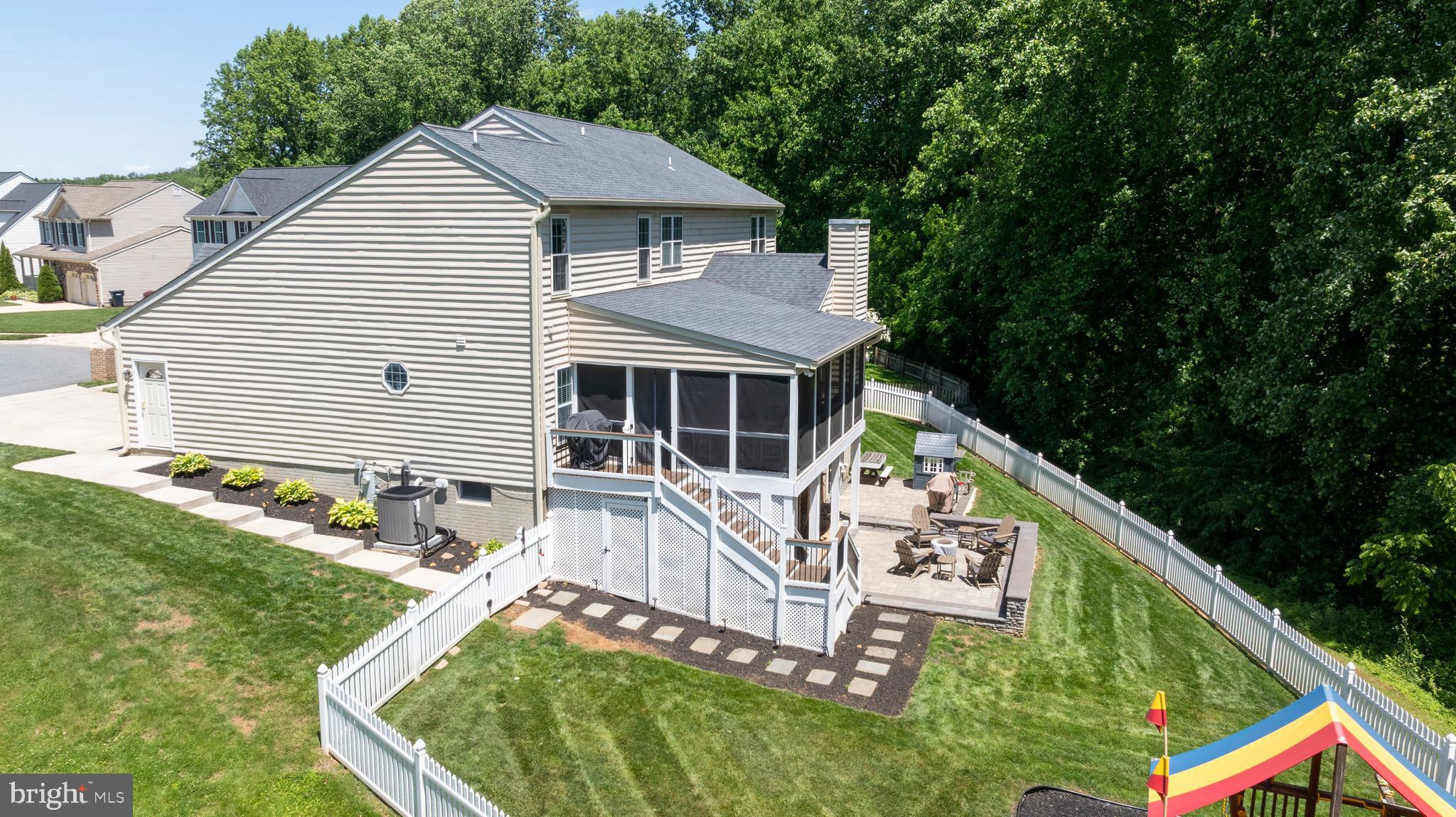 1211 HICKORY BROOK COURT
