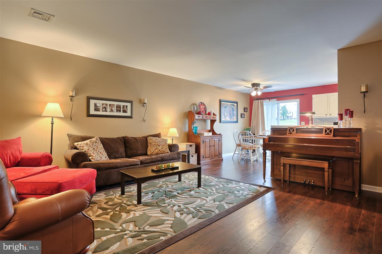 CAPITAL RIDGE - Residential