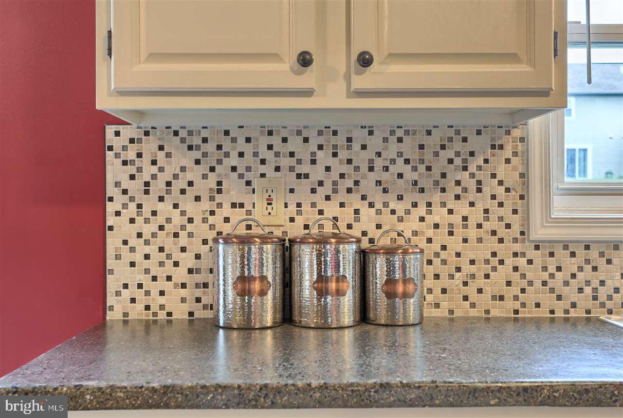 CAPITAL RIDGE - Residential