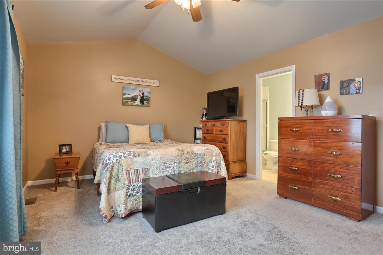 CAPITAL RIDGE - Residential