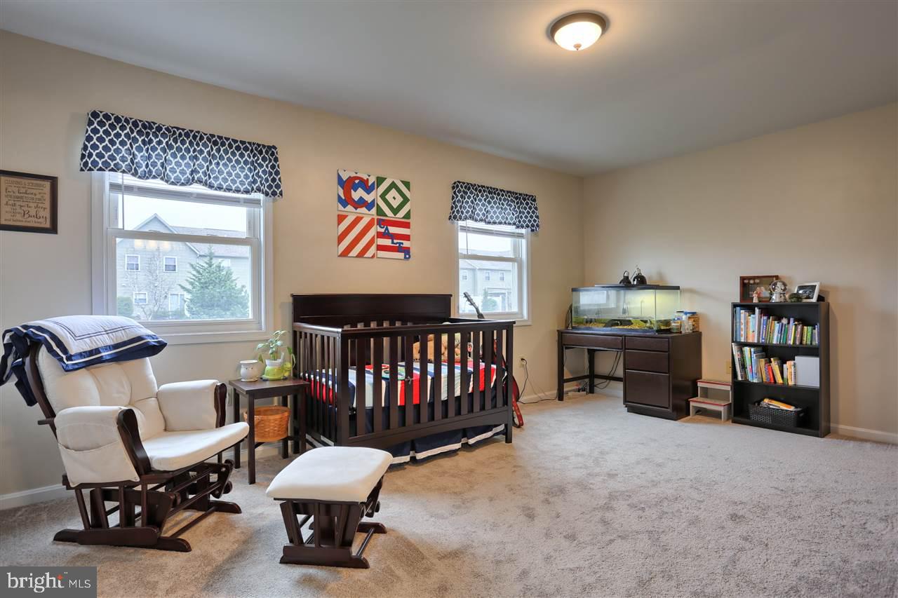 CAPITAL RIDGE - Residential