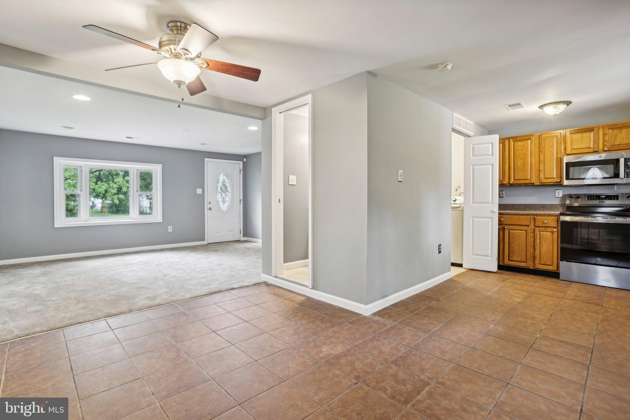 CLIFFTON ON THE POTOMAC - Residential