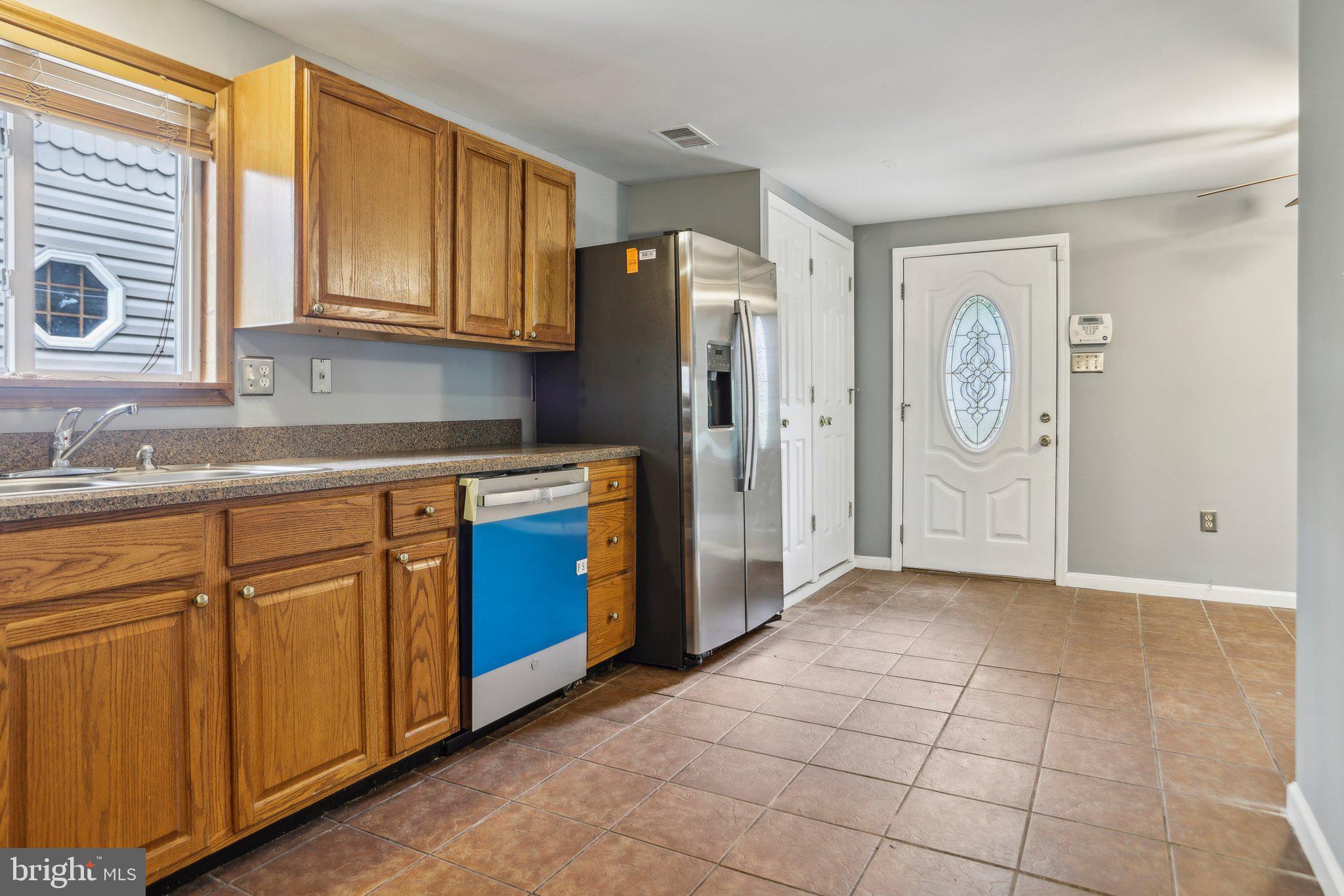 CLIFFTON ON THE POTOMAC - Residential