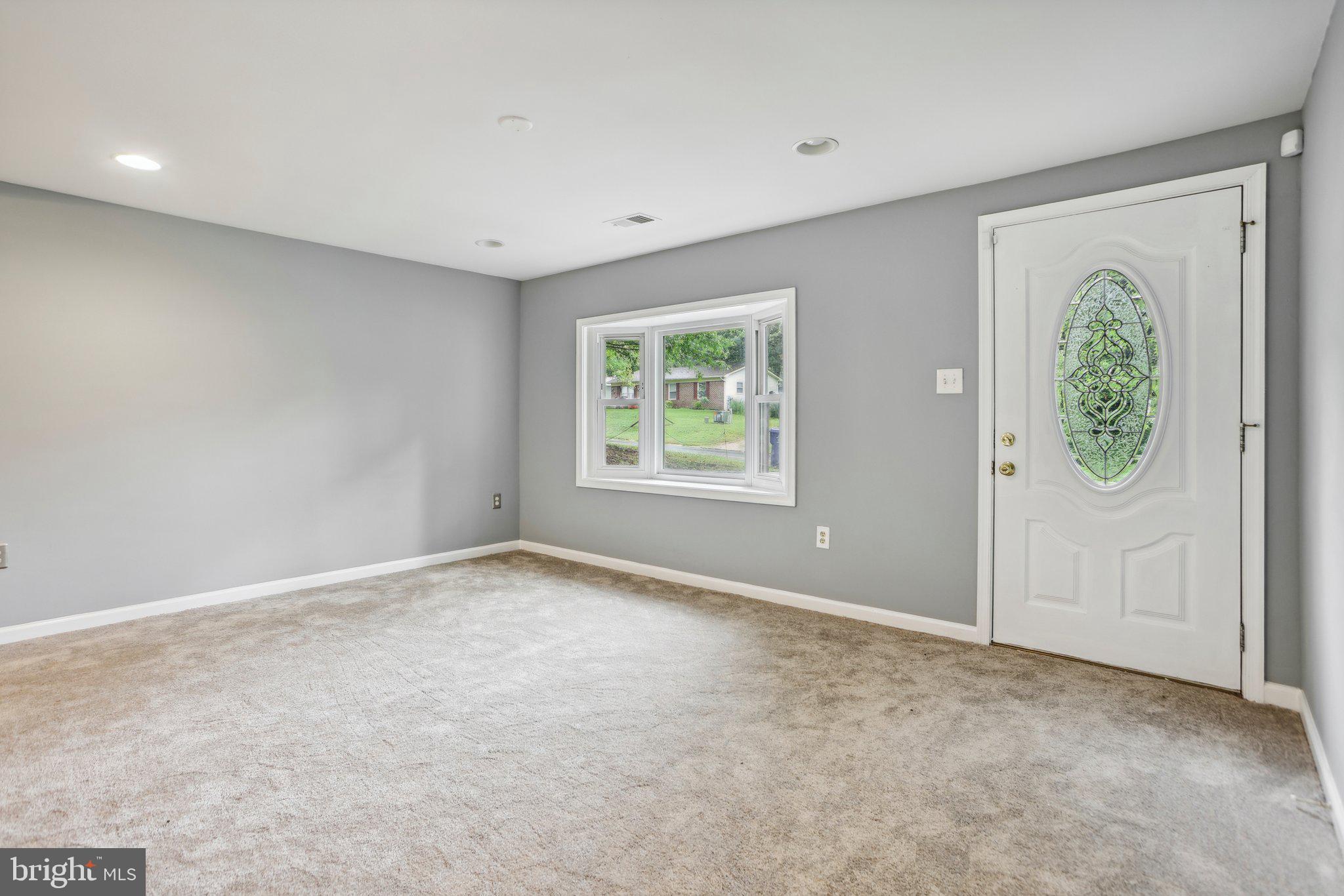 CLIFFTON ON THE POTOMAC - Residential