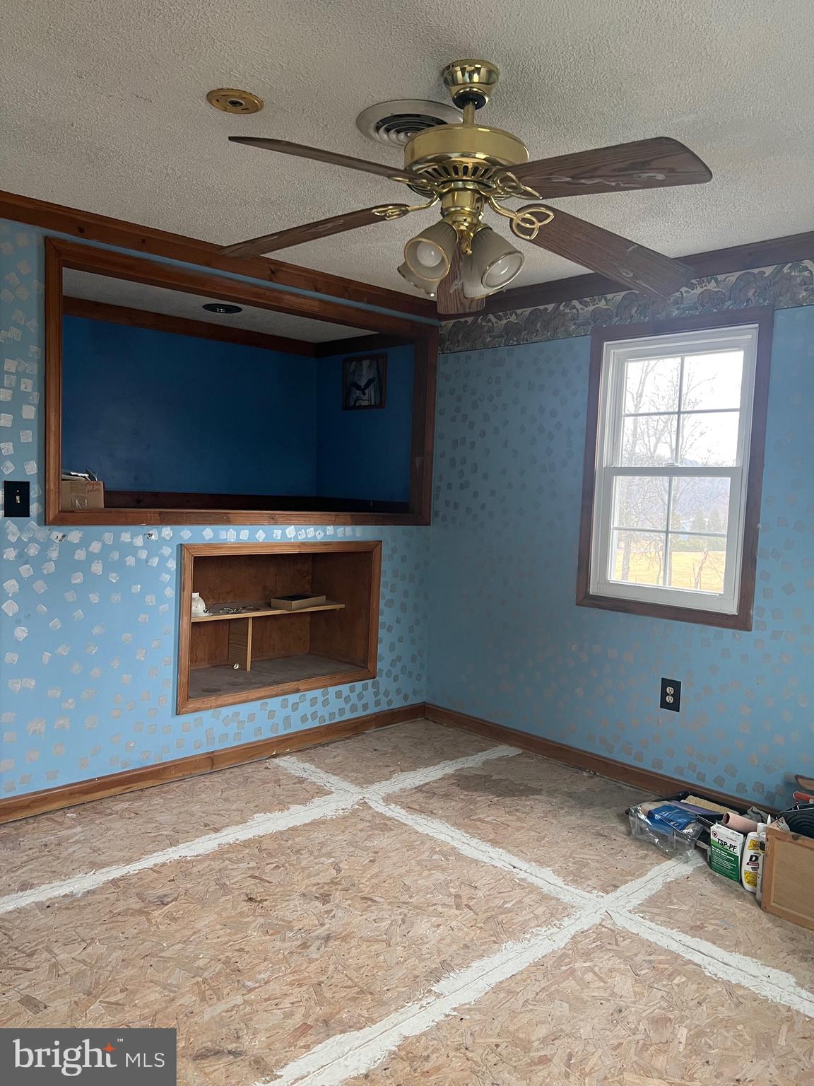 SLEEPY CREEK ORCHARD - Residential