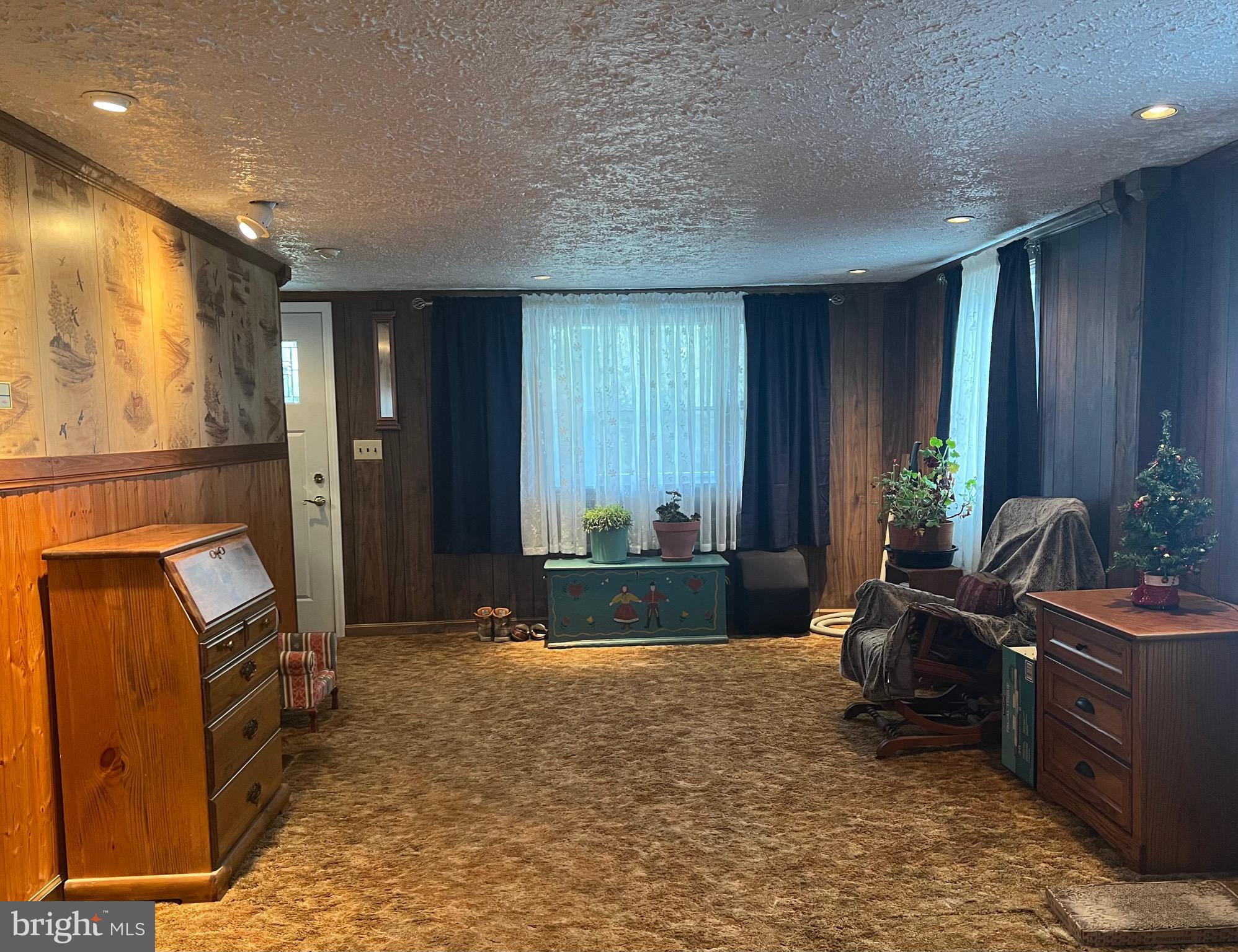 SLEEPY CREEK ORCHARD - Residential