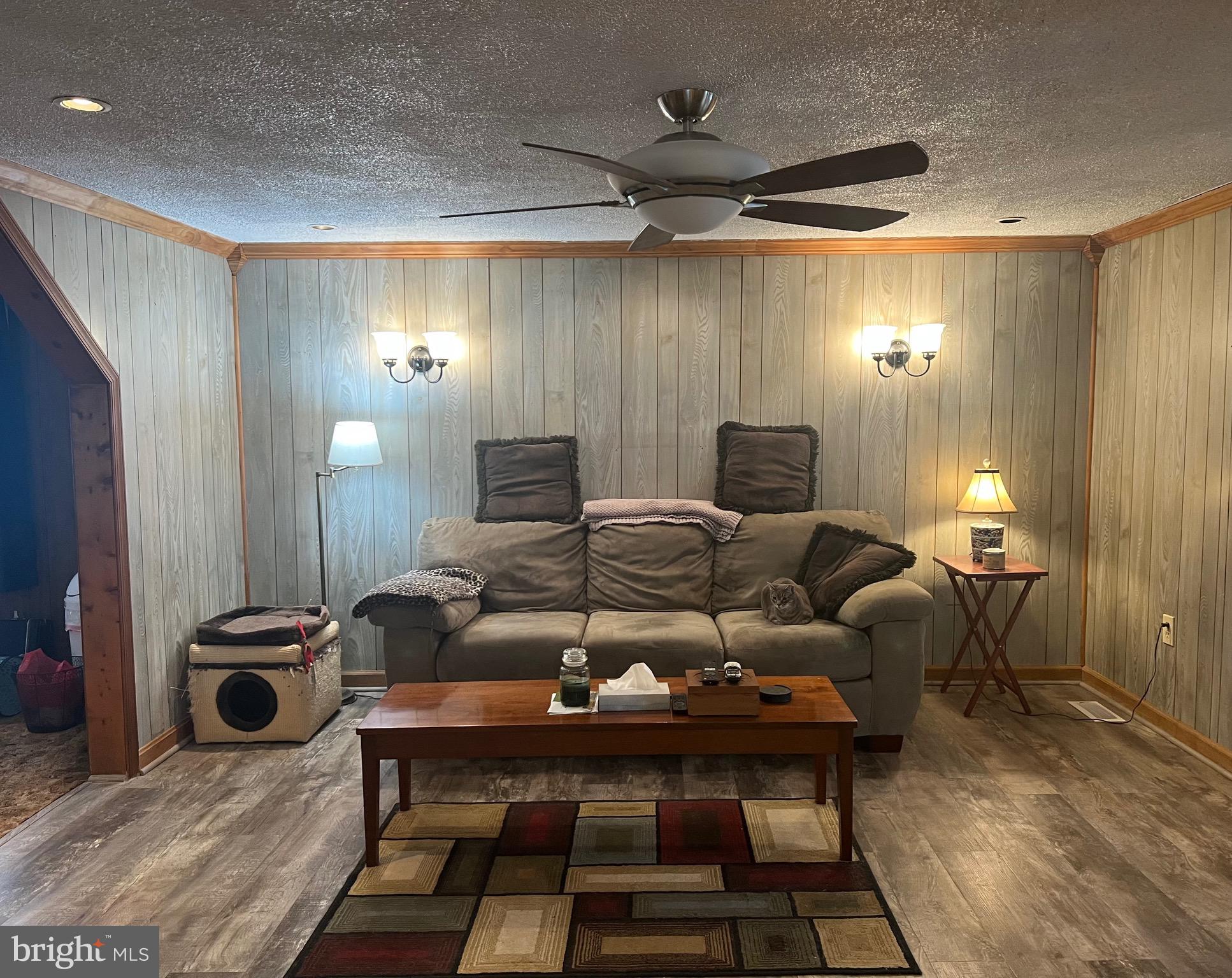 SLEEPY CREEK ORCHARD - Residential