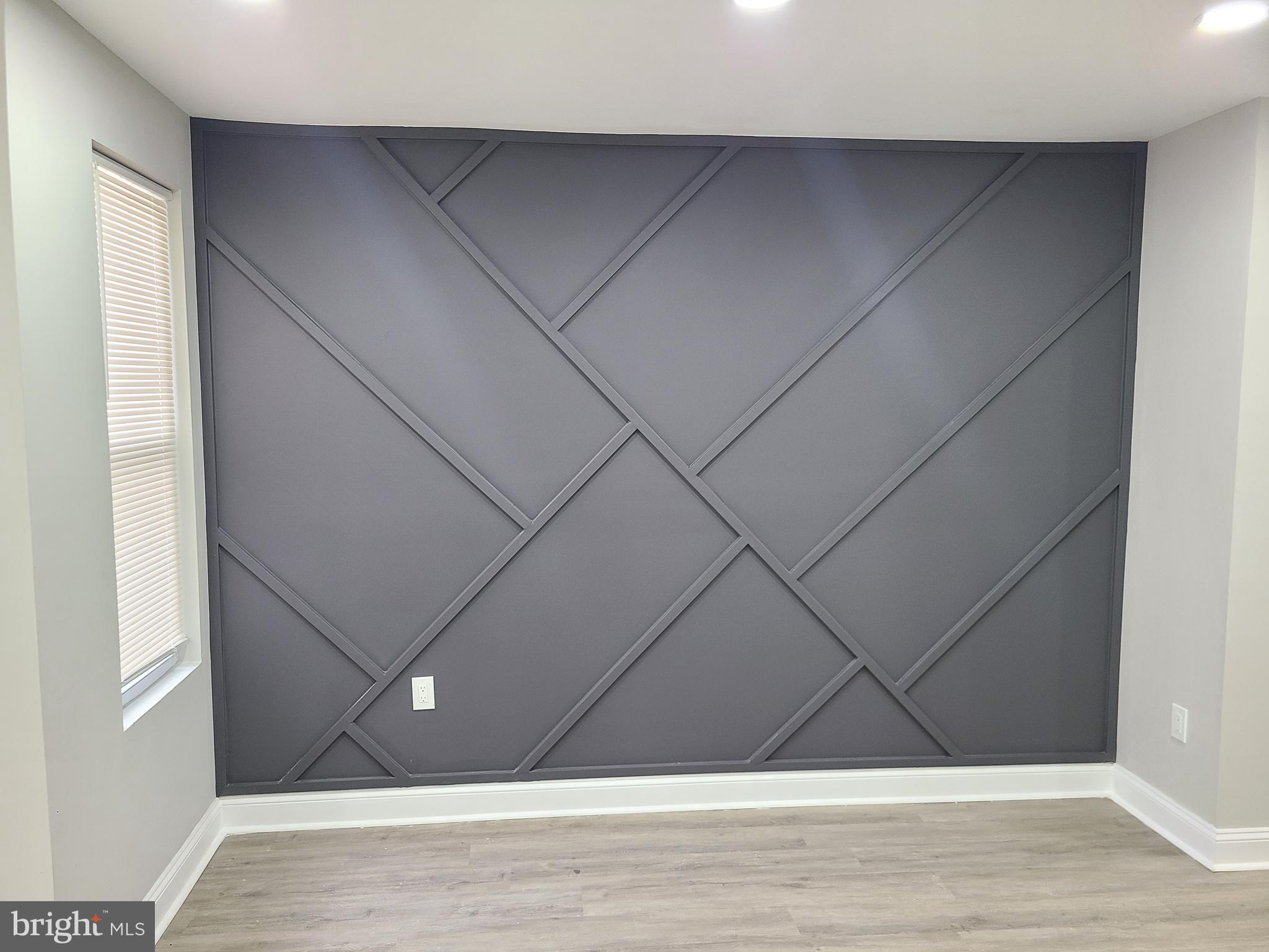 WEST OAK LANE - Residential