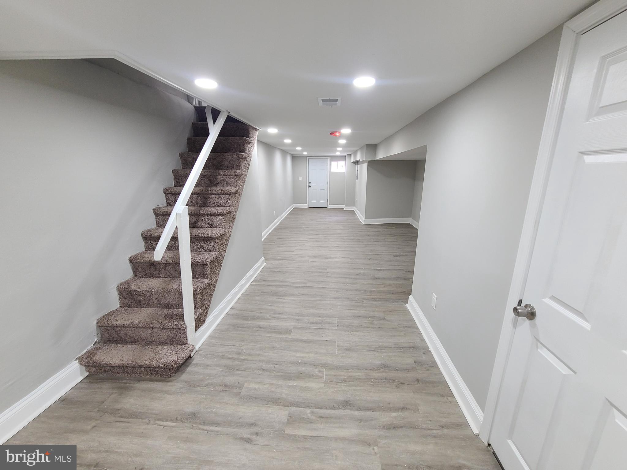 WEST OAK LANE - Residential