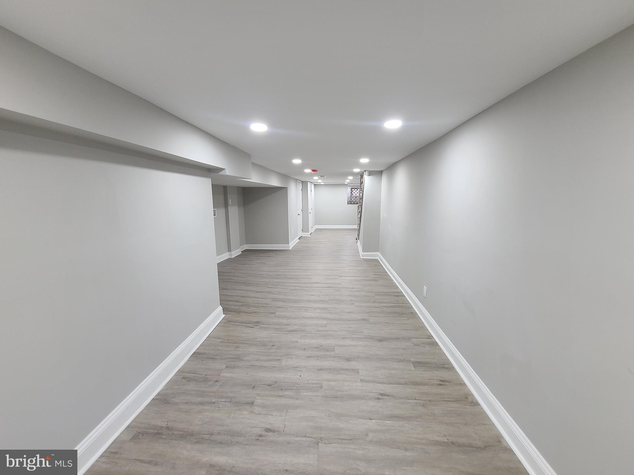 WEST OAK LANE - Residential