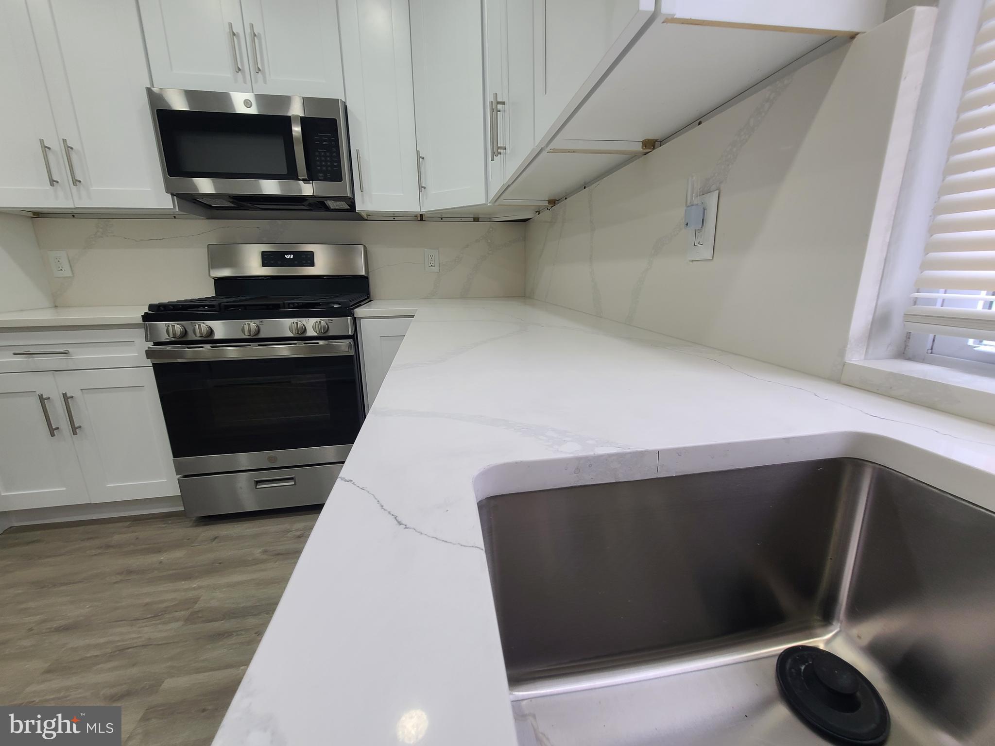 WEST OAK LANE - Residential