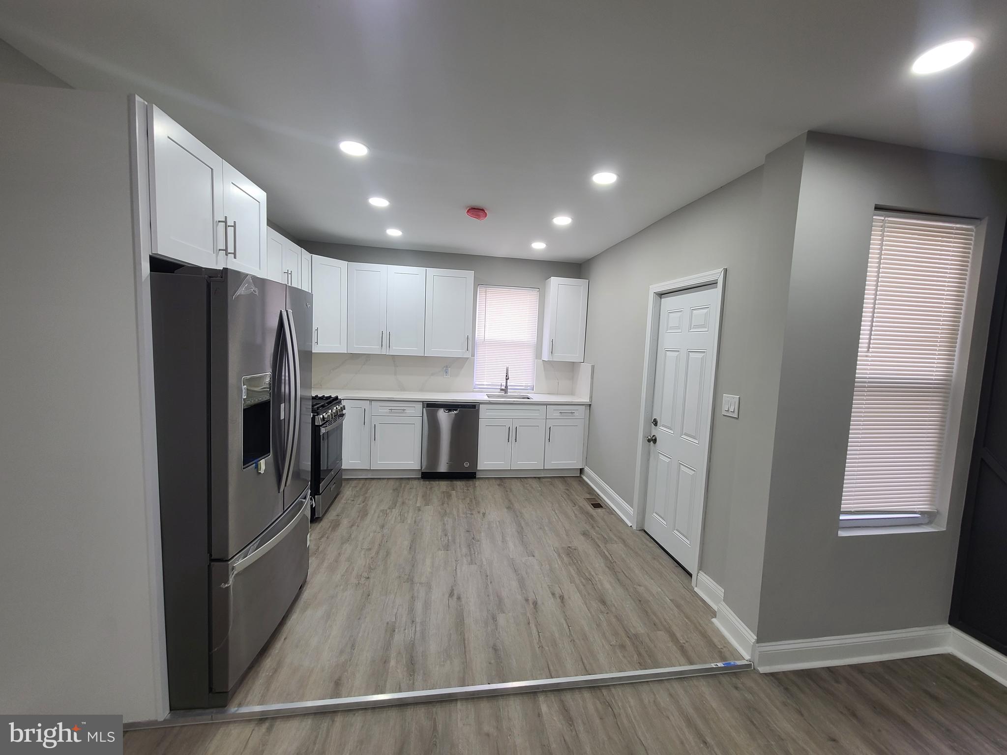 WEST OAK LANE - Residential