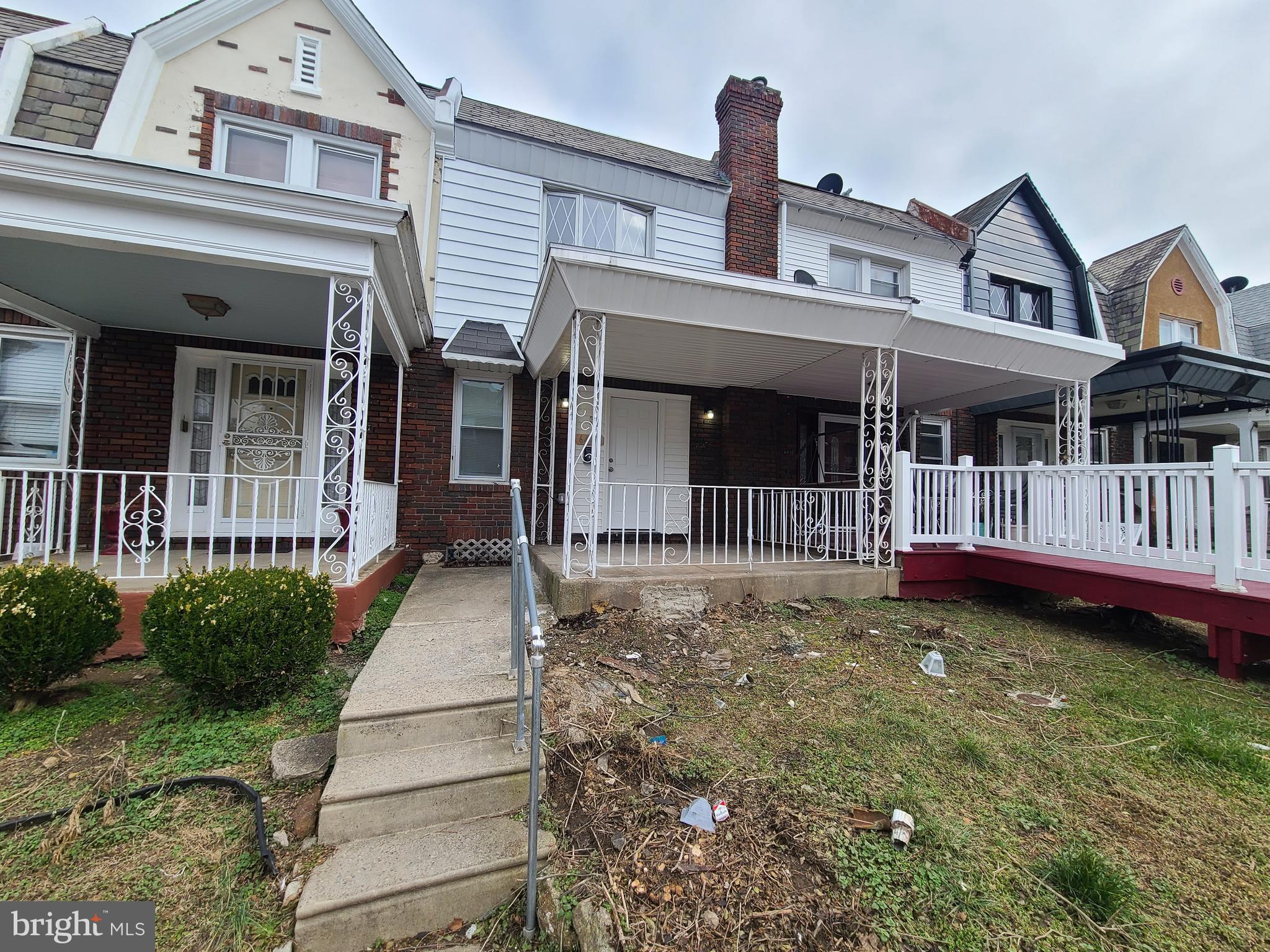 WEST OAK LANE - Residential