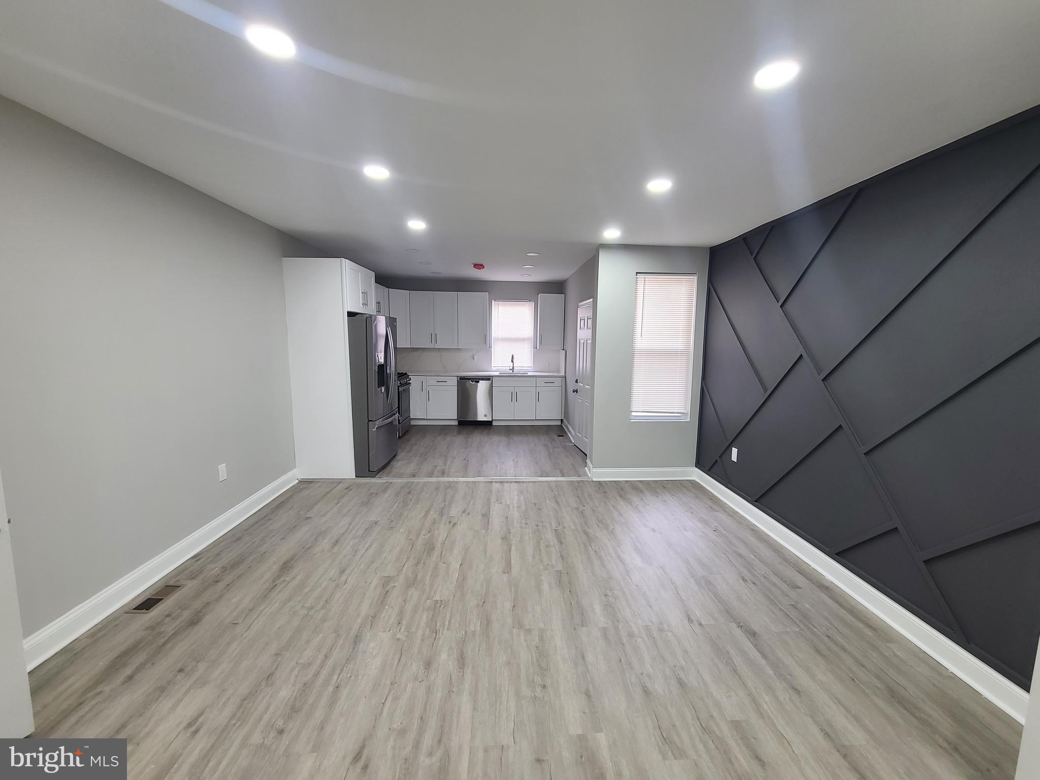 WEST OAK LANE - Residential