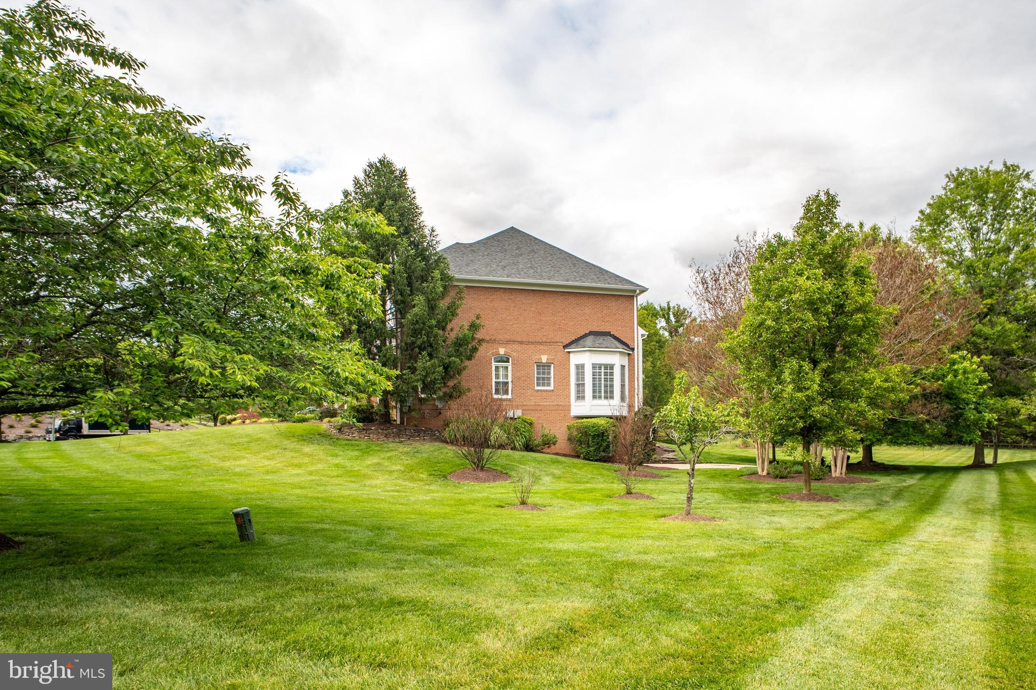 MANORS OF FOX MILL - Residential
