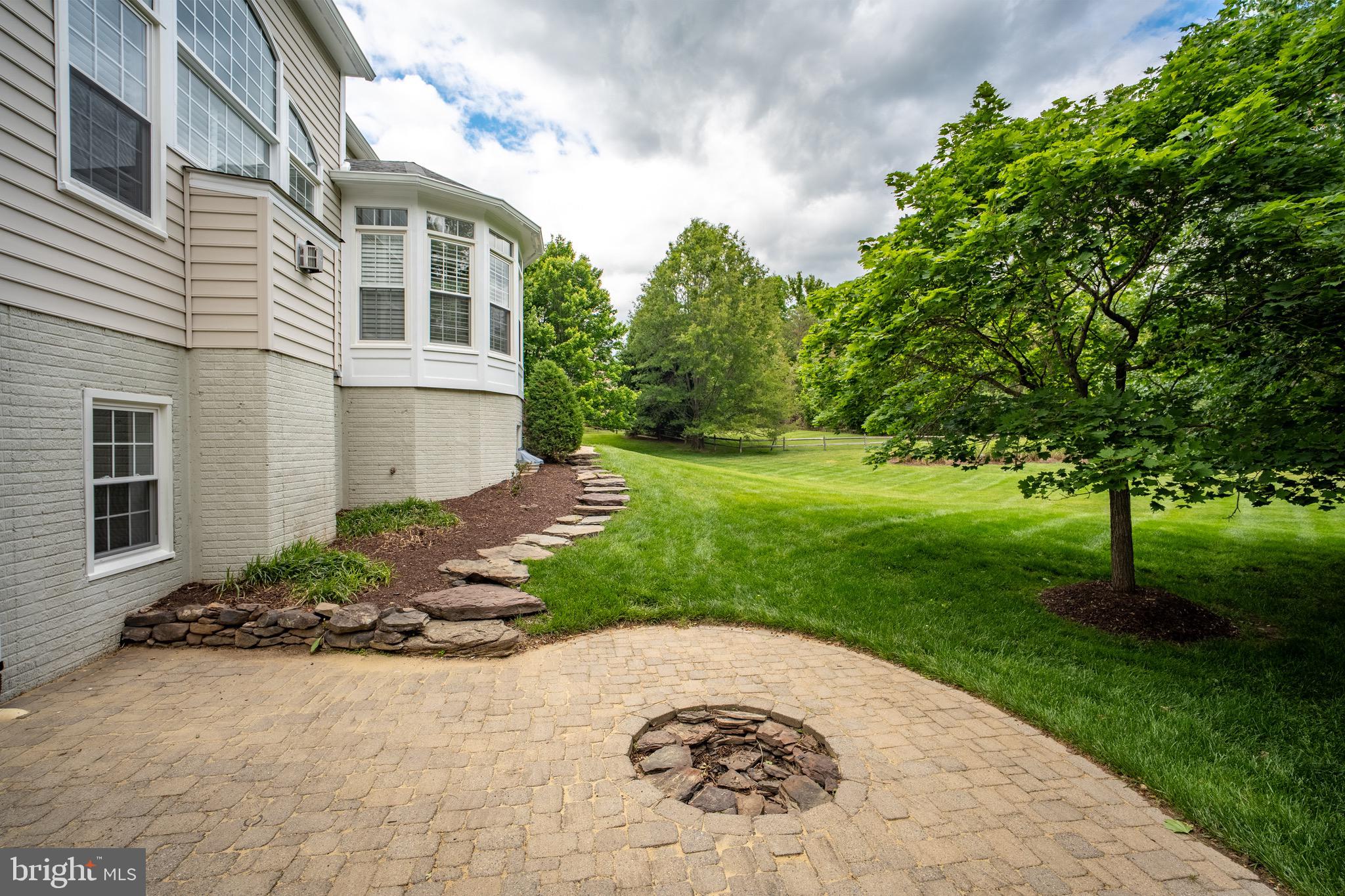MANORS OF FOX MILL - Residential