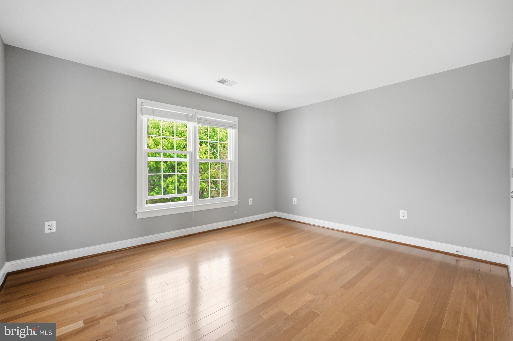 MANORS OF FOX MILL - Residential