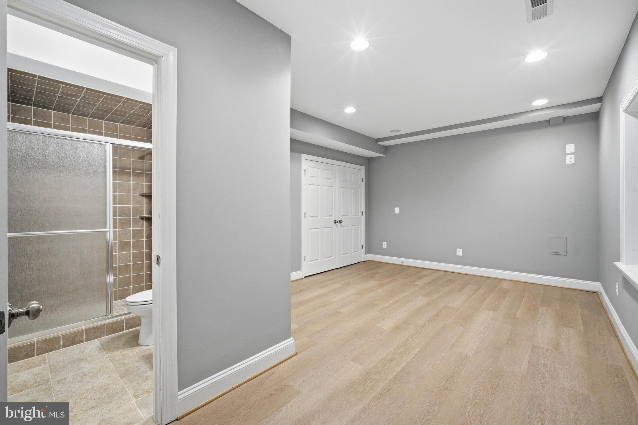 MANORS OF FOX MILL - Residential