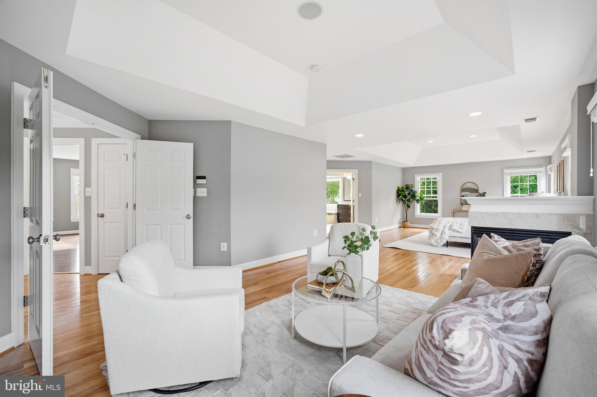 MANORS OF FOX MILL - Residential