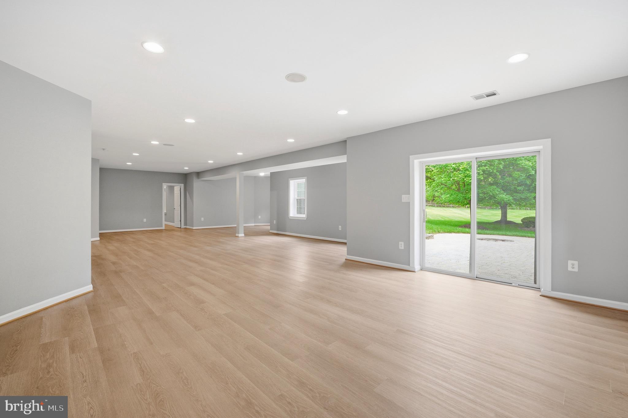 MANORS OF FOX MILL - Residential