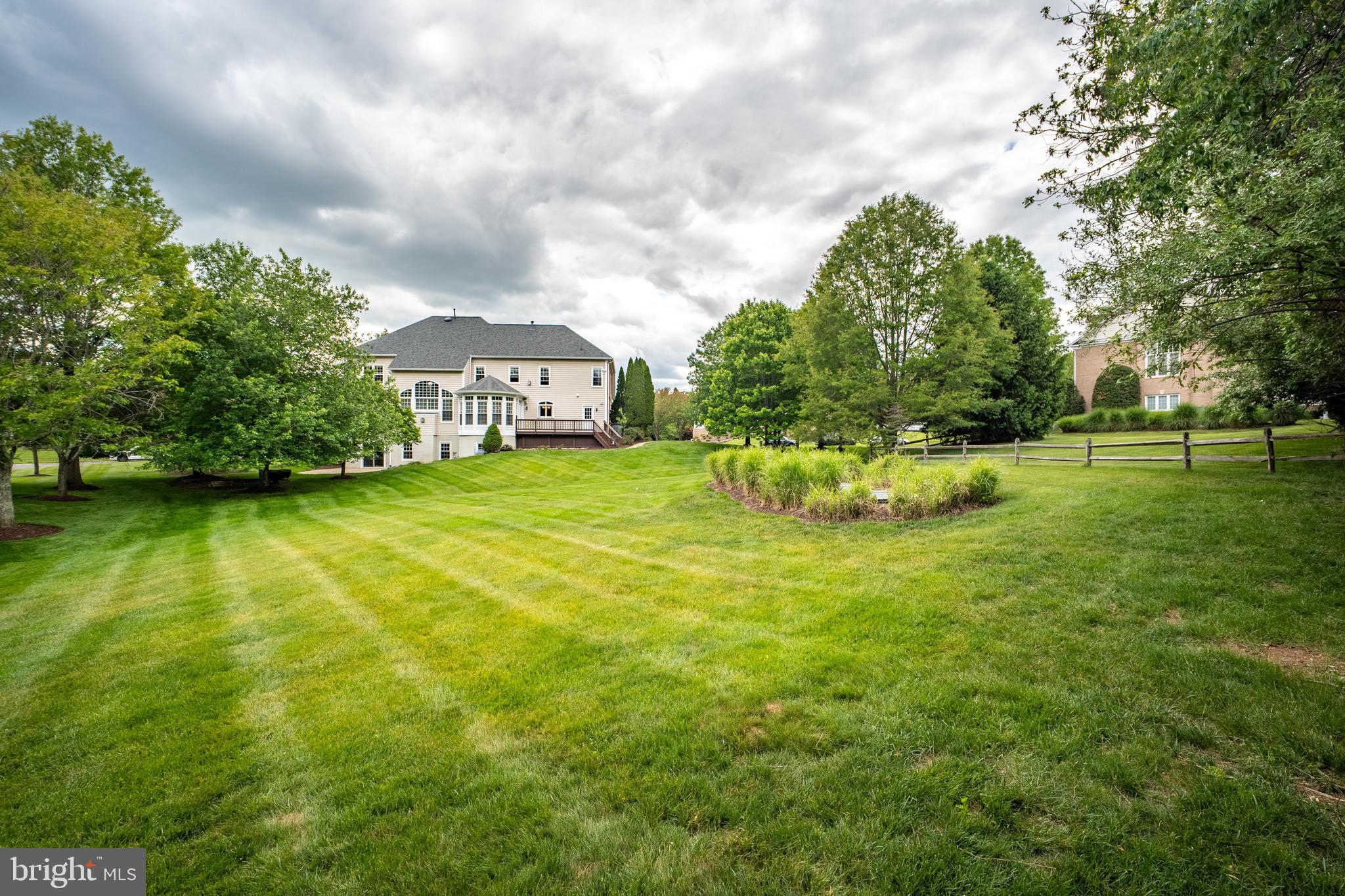 MANORS OF FOX MILL - Residential