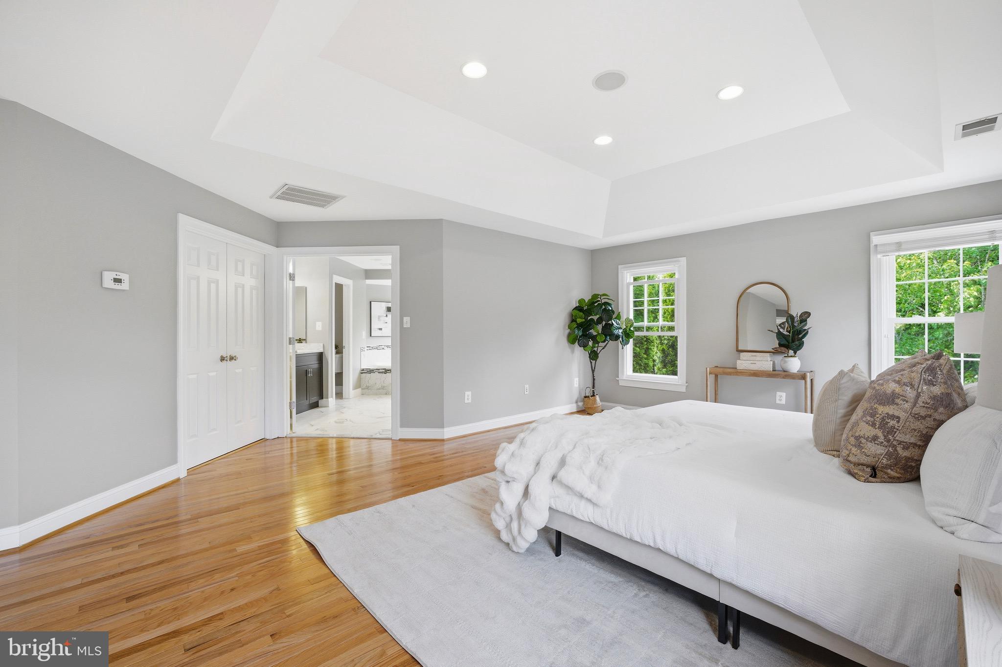 MANORS OF FOX MILL - Residential