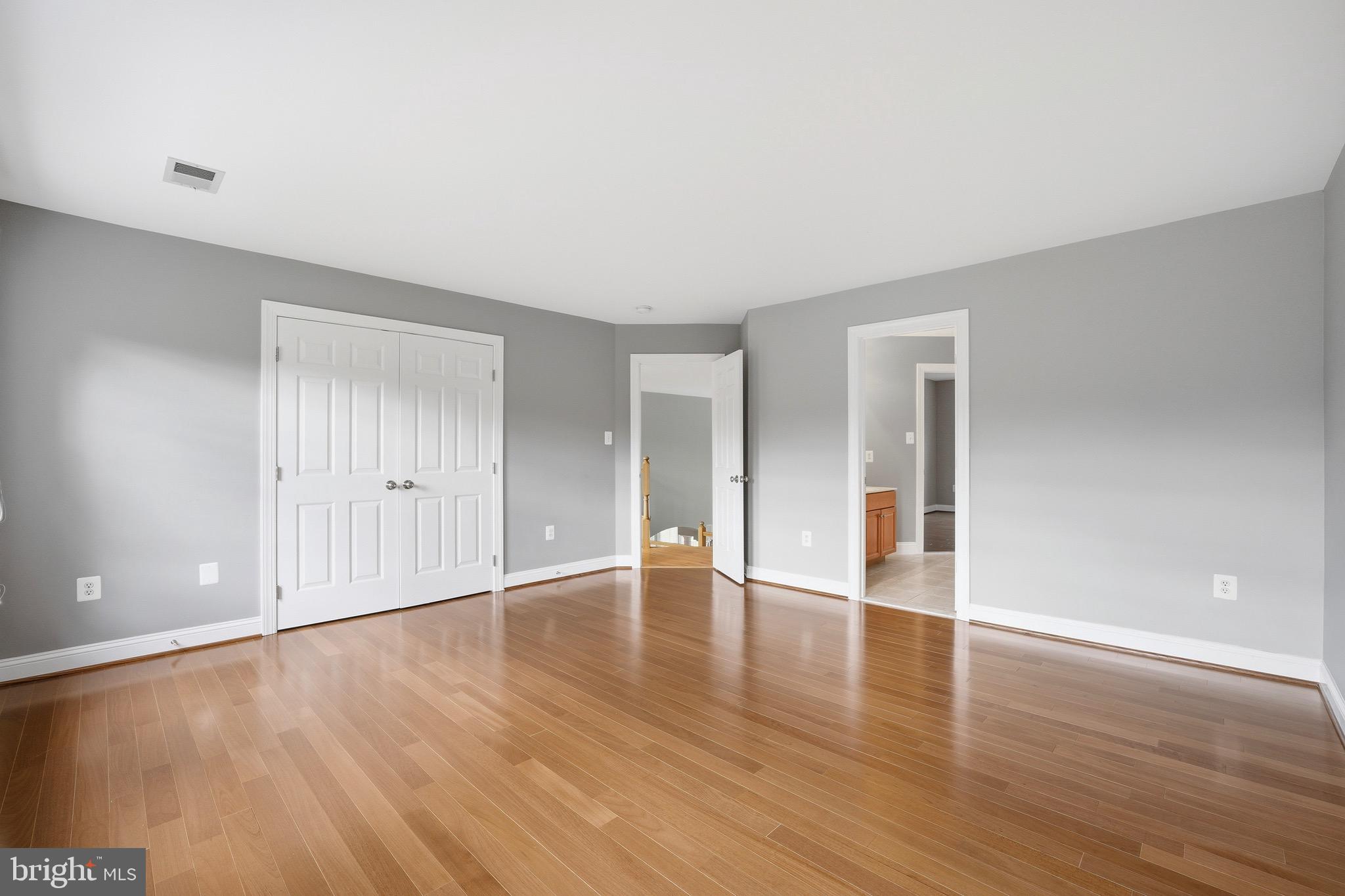 MANORS OF FOX MILL - Residential
