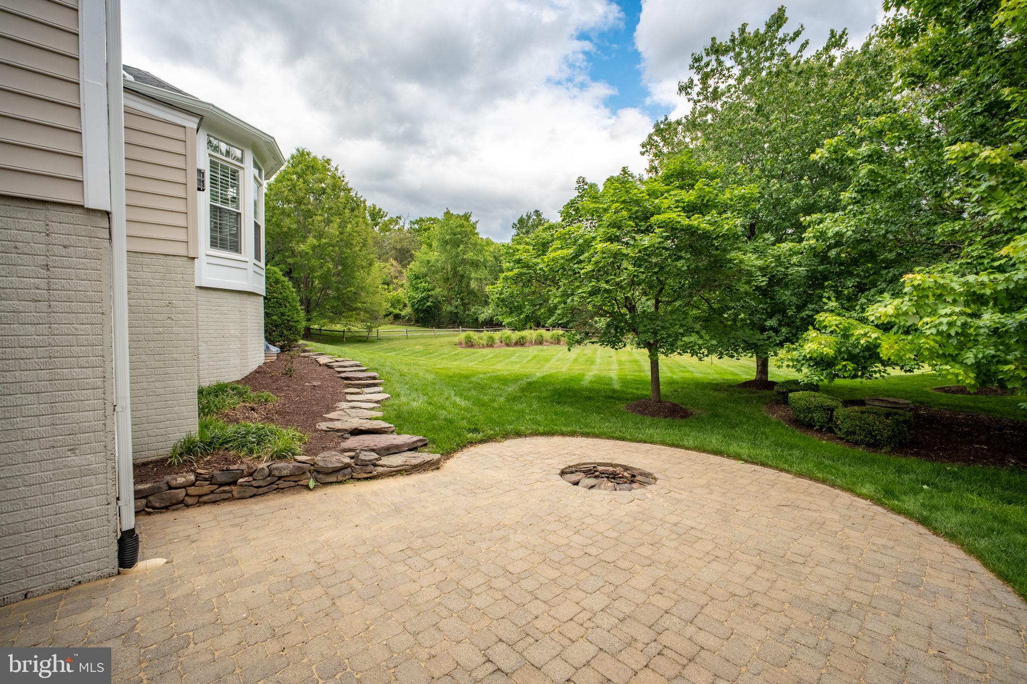 MANORS OF FOX MILL - Residential
