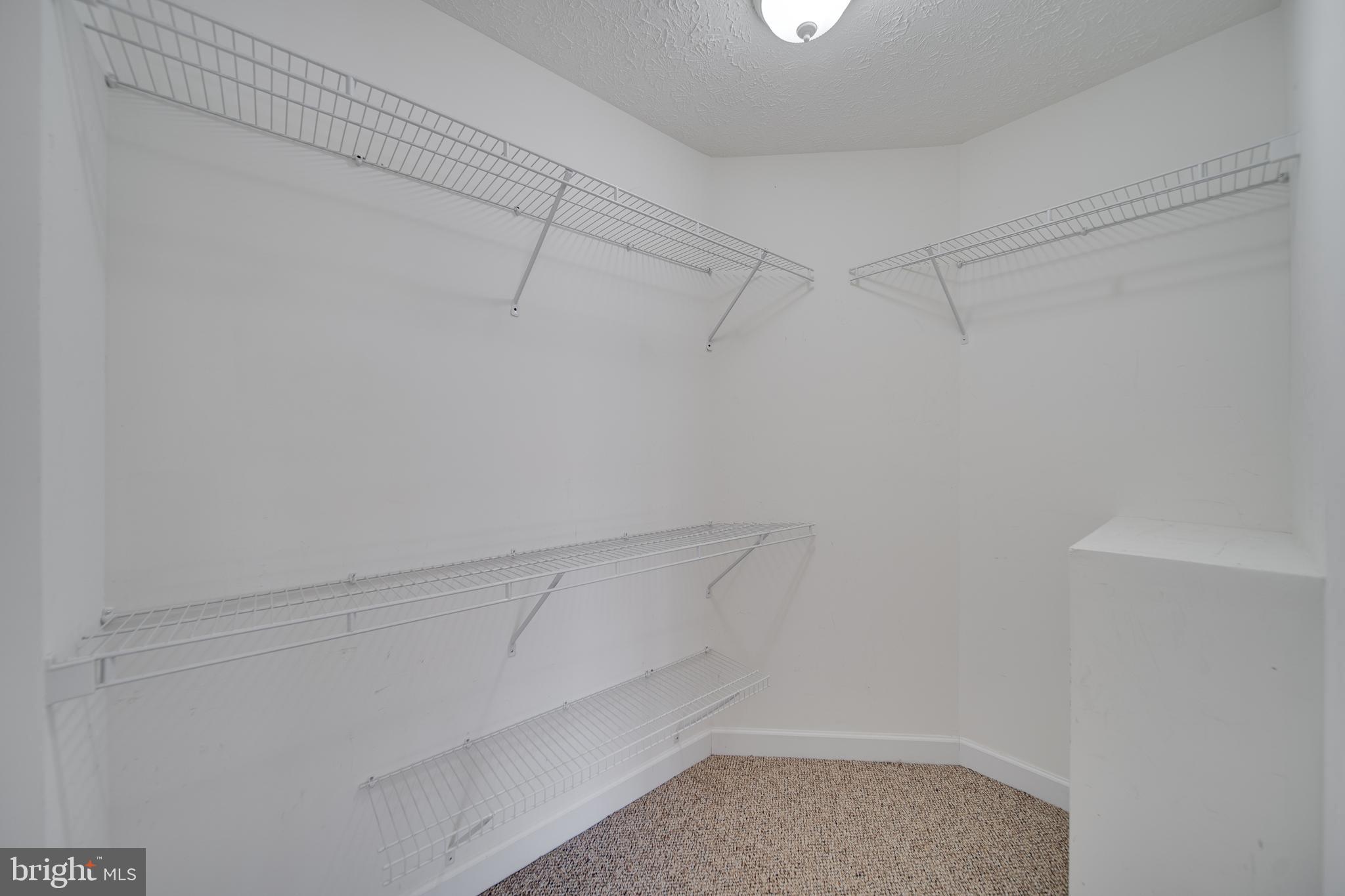 PARKSIDE ESTATES - Residential