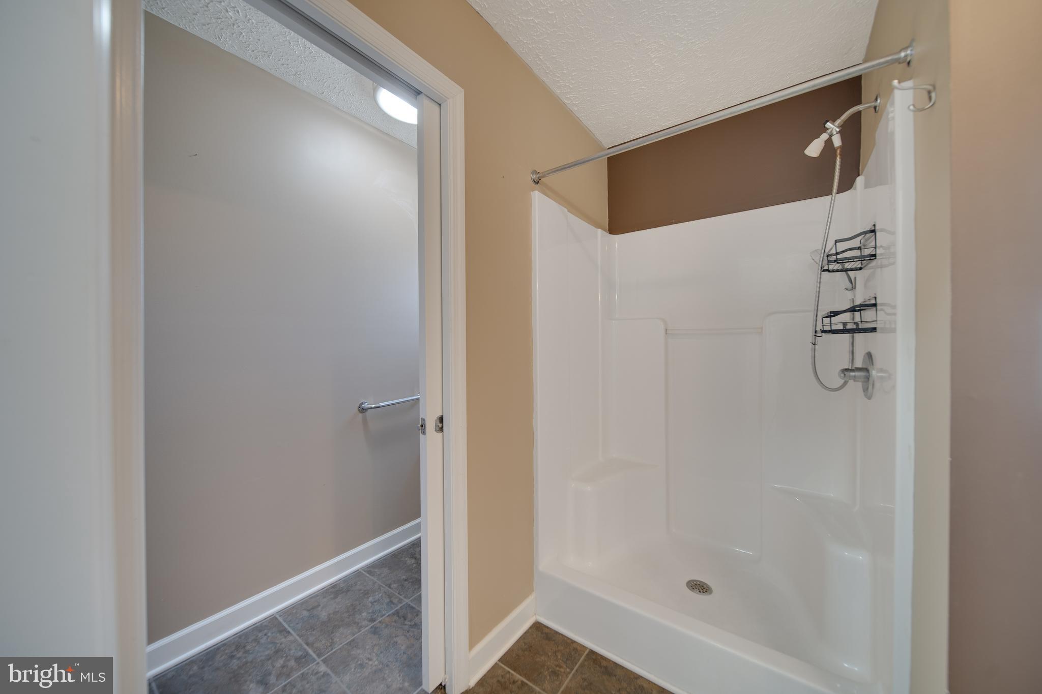 PARKSIDE ESTATES - Residential