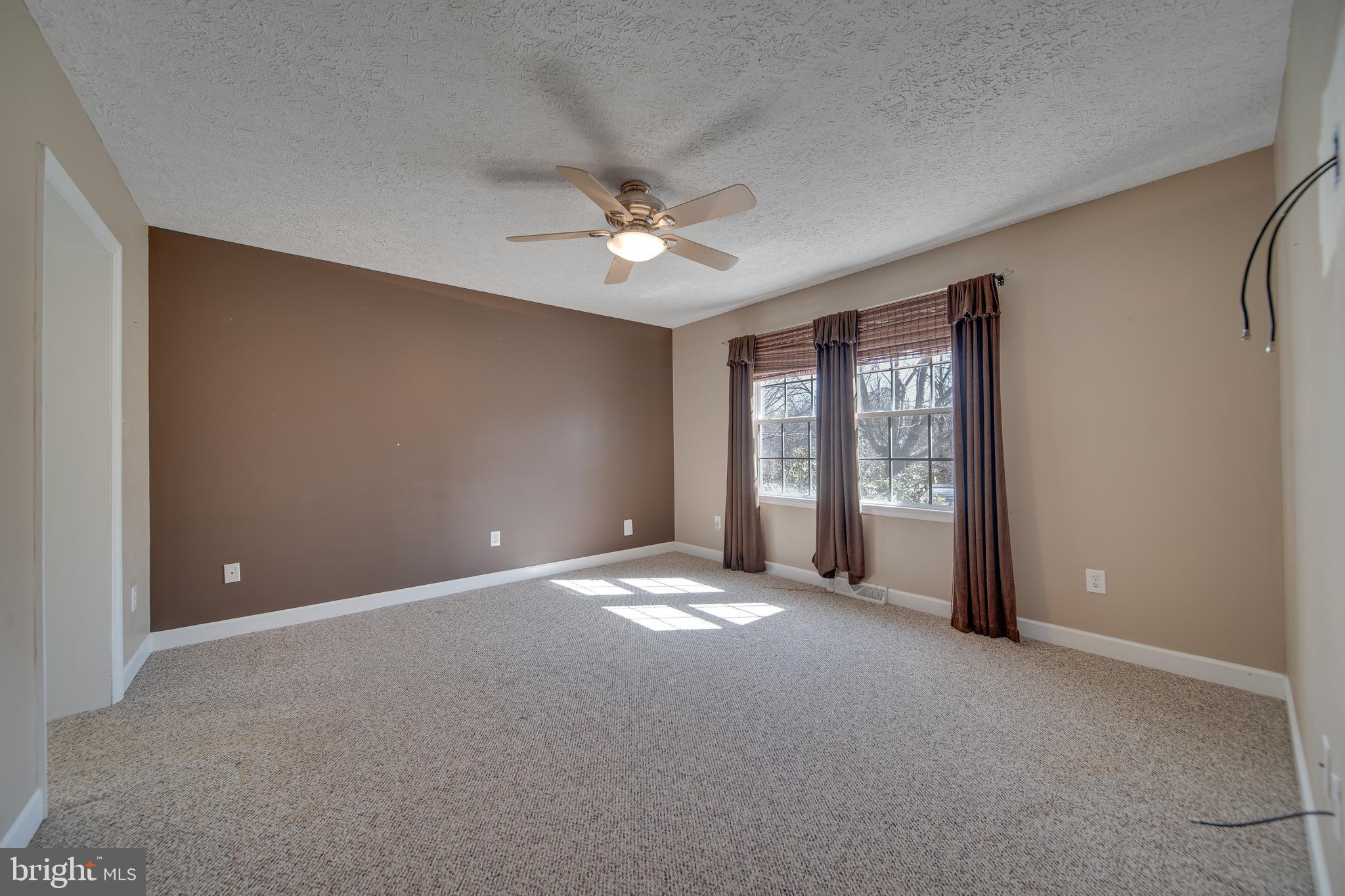 PARKSIDE ESTATES - Residential