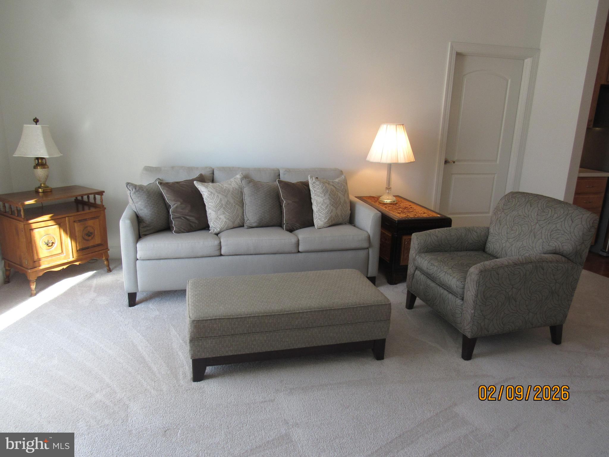 300 TYLER COURT 00 422