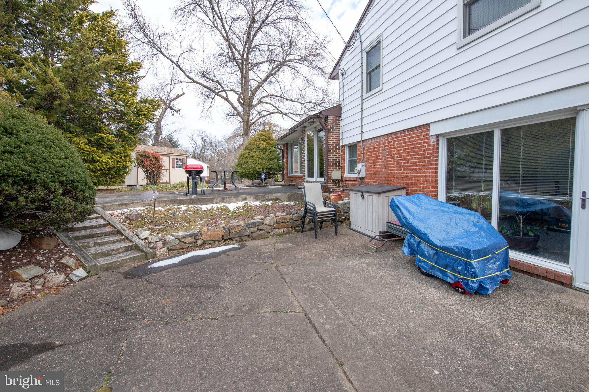 JUNE MEADOWS - Residential