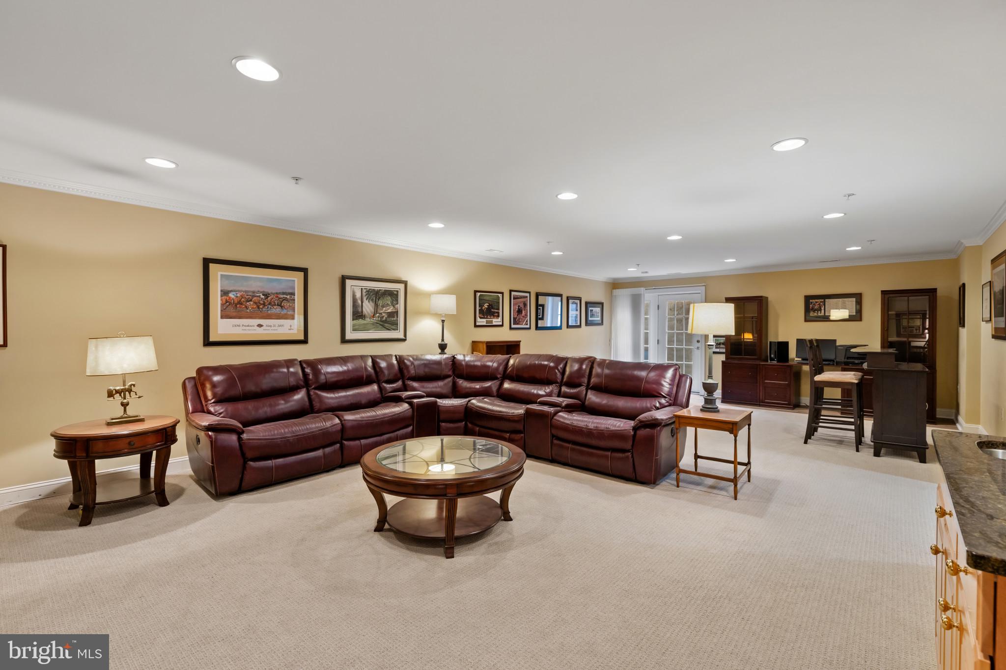 DUNLOY TOWNHOME - Residential