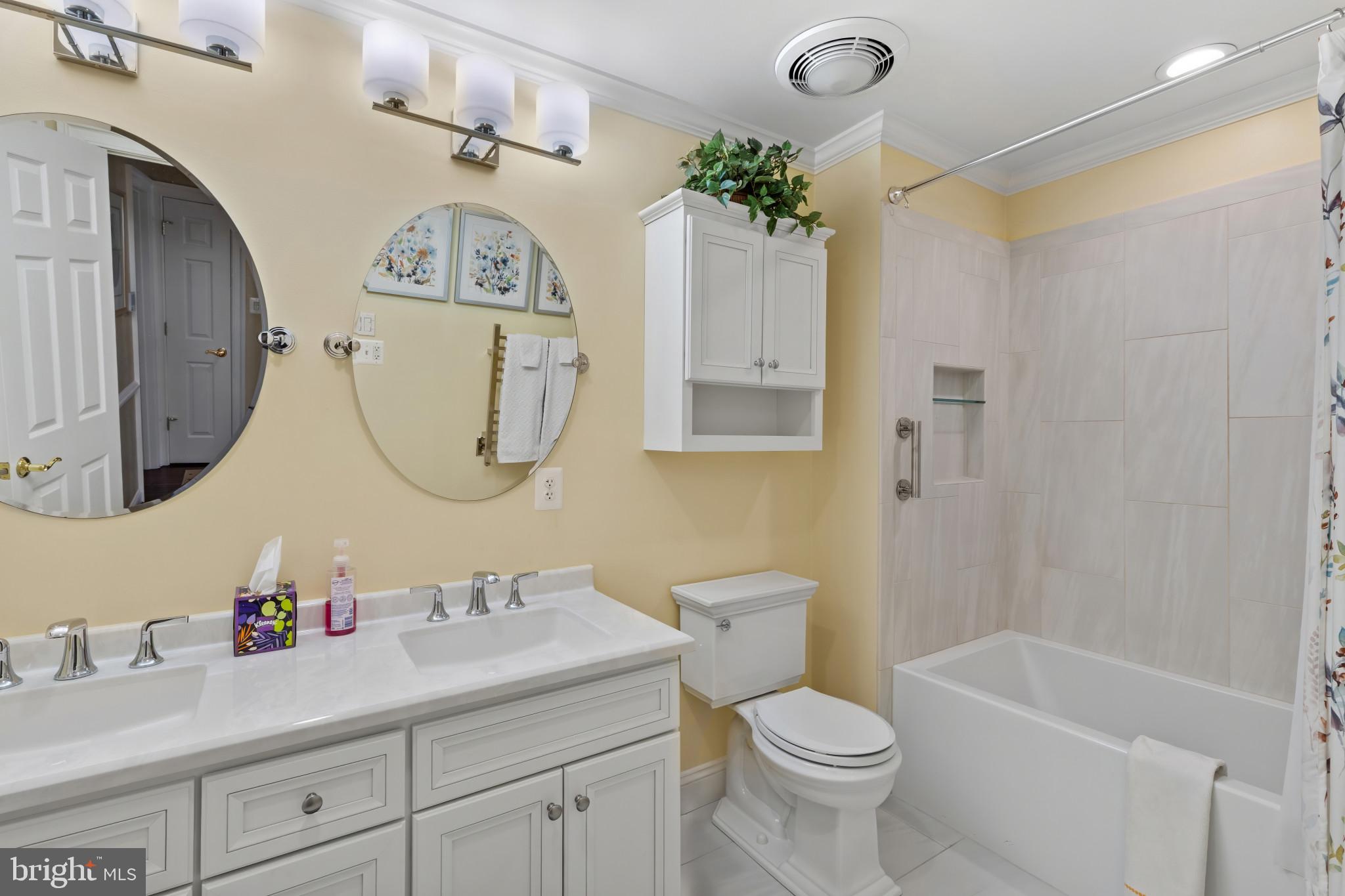 DUNLOY TOWNHOME - Residential