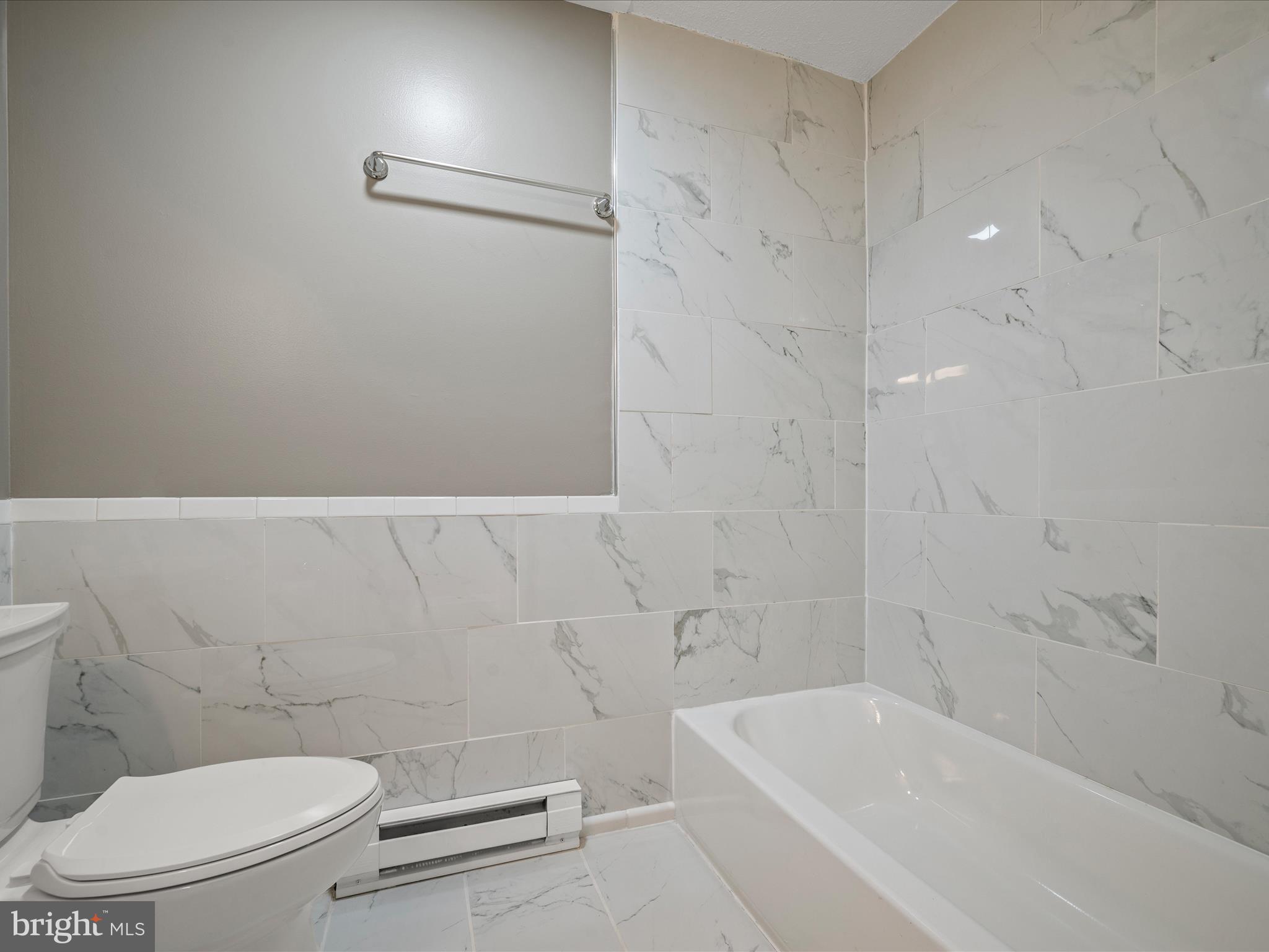 THE VILLAGE AT LAKESIDE - Residential