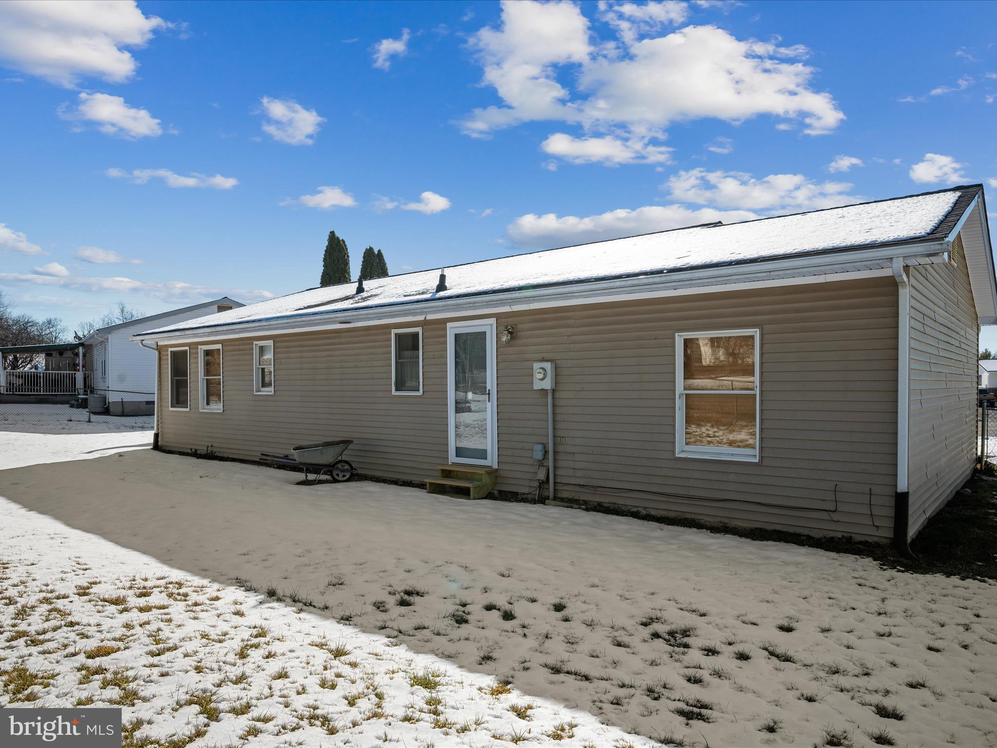 THE VILLAGE AT LAKESIDE - Residential