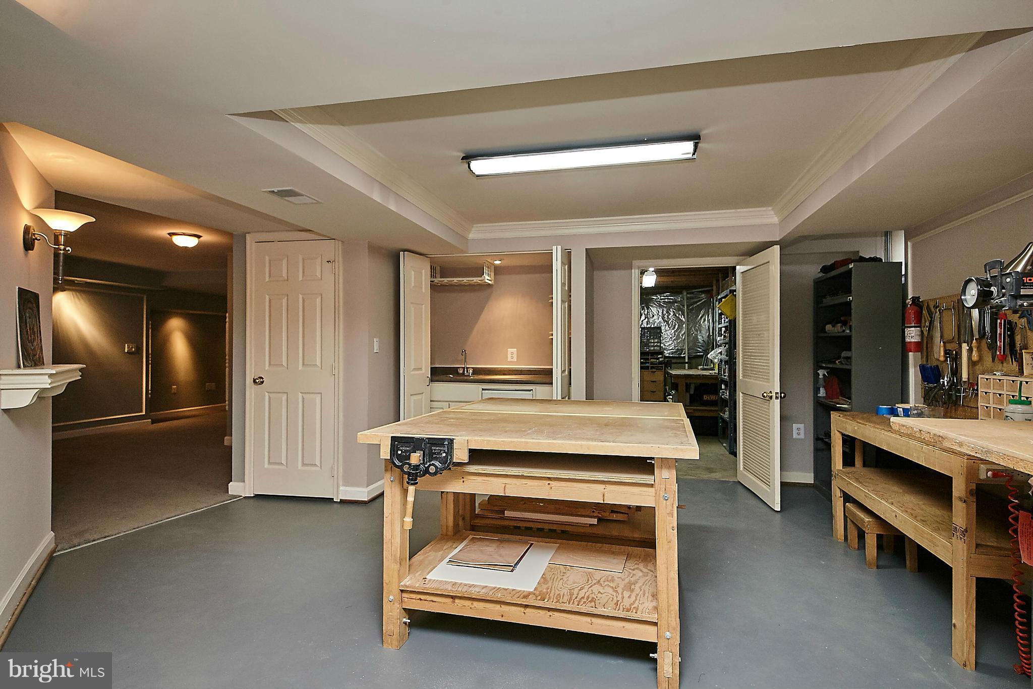 HAMPTON FOREST - Residential