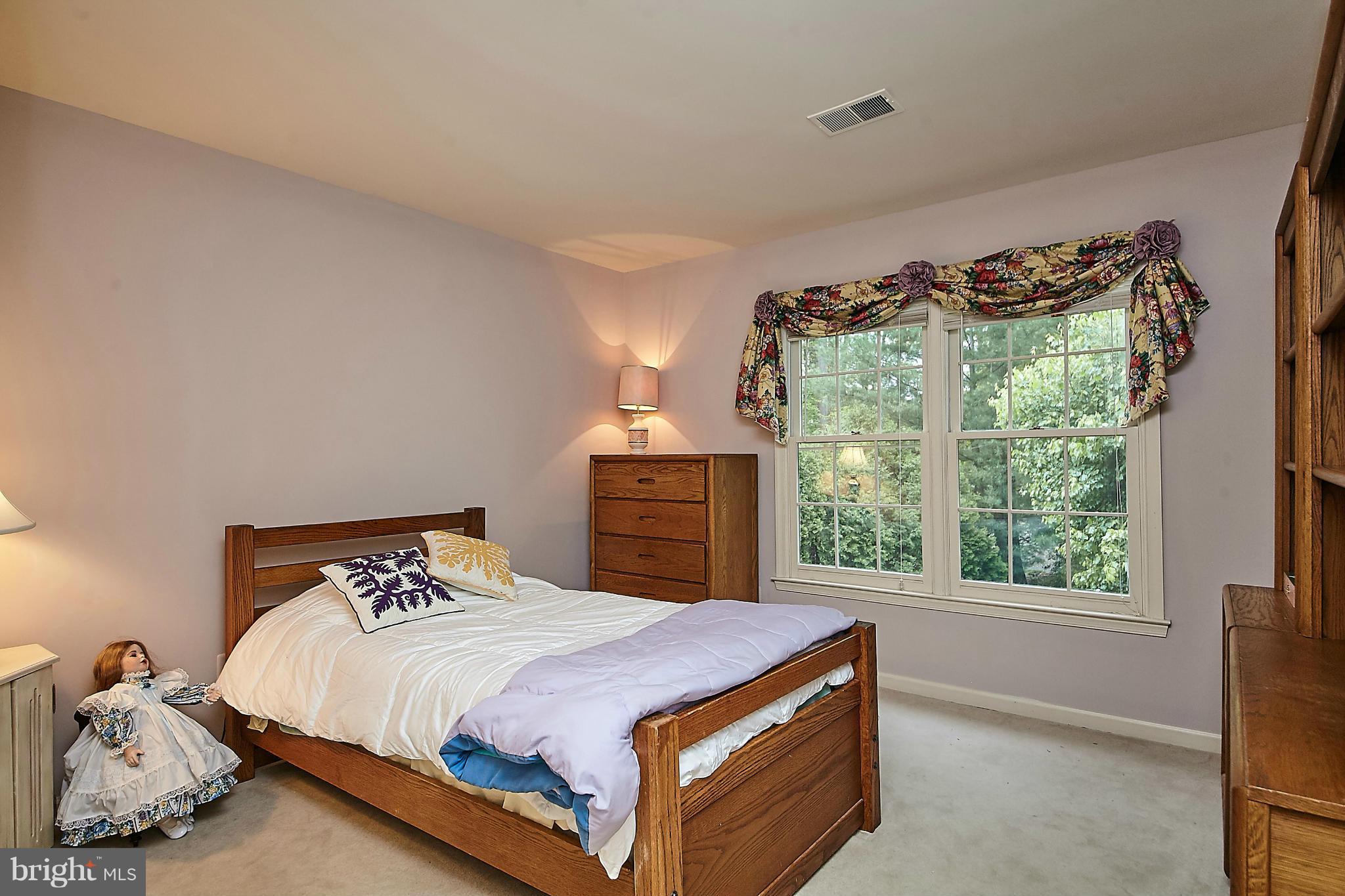 HAMPTON FOREST - Residential