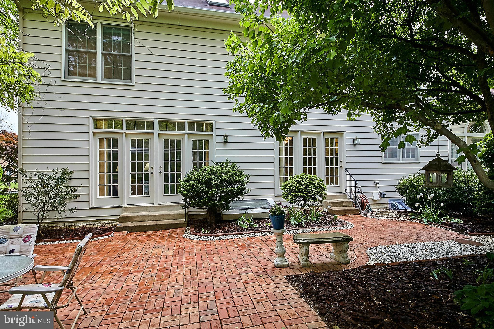 HAMPTON FOREST - Residential