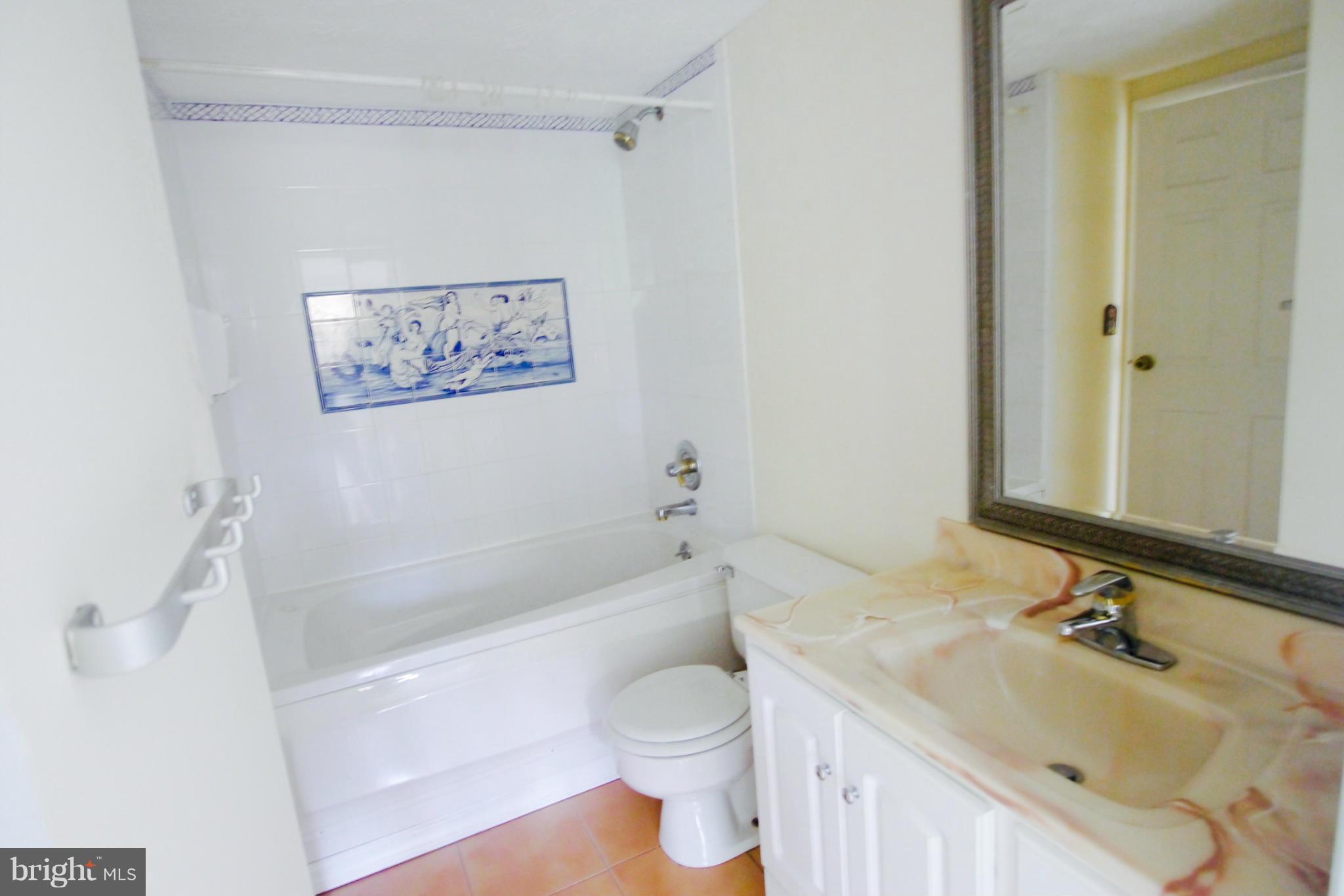 GUNNERS LAKE VILLAGE - Residential Lease