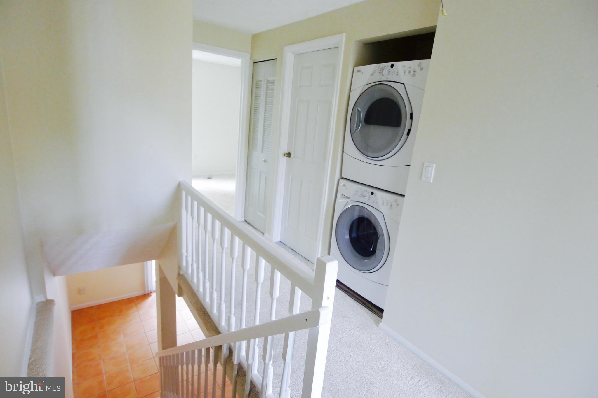 GUNNERS LAKE VILLAGE - Residential Lease