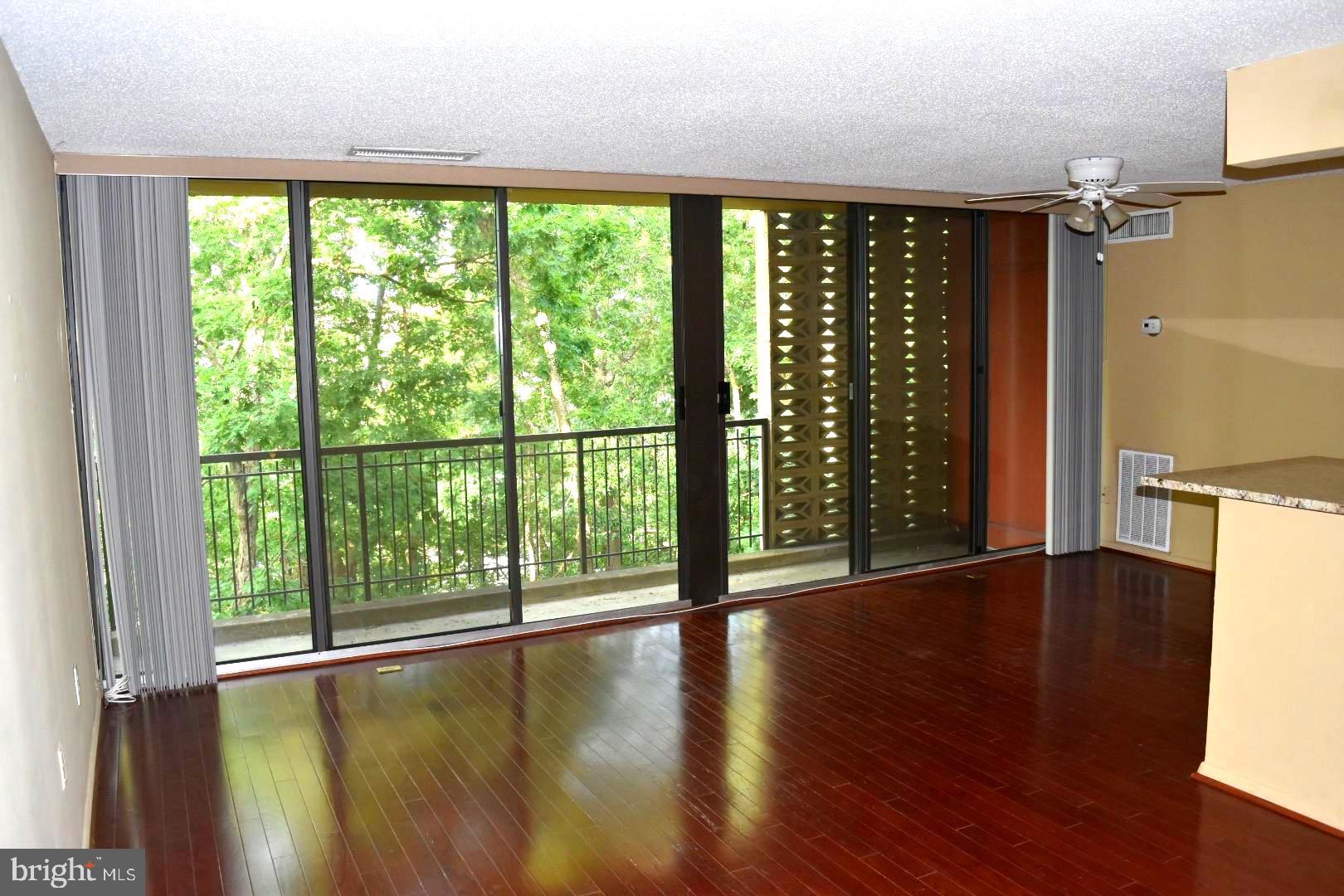 EOS TWENTY-ONE - Residential Lease