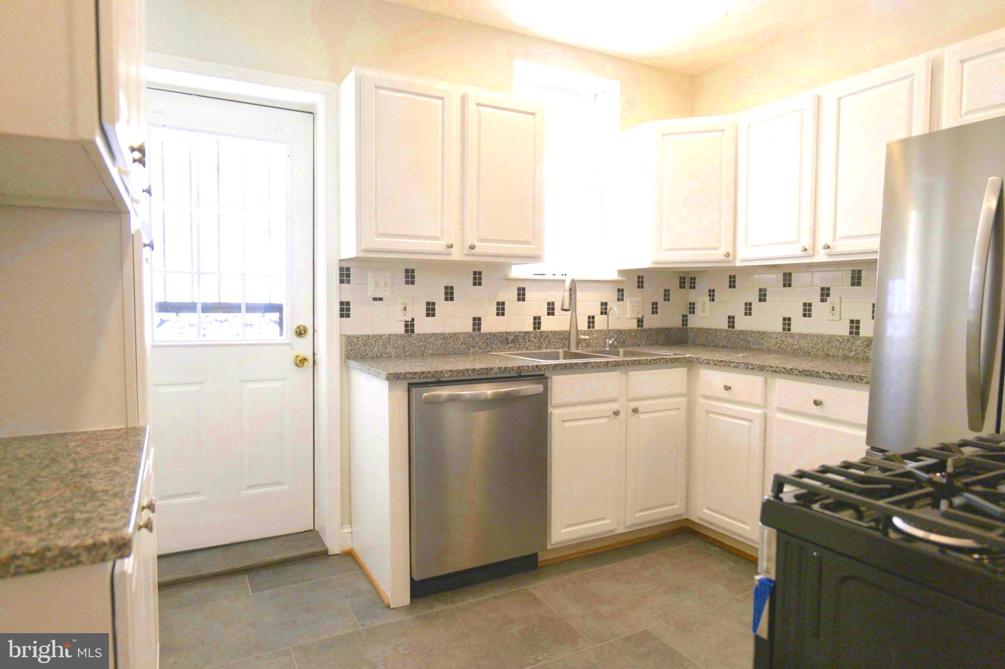 128 THOMAS STREET NW A