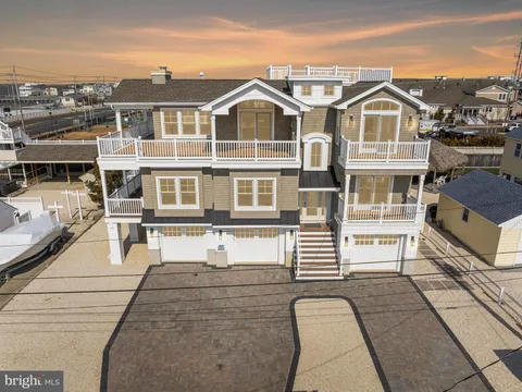 5 E Dayton Avenue, Long Beach Township, NJ MLS: NJOC2031710